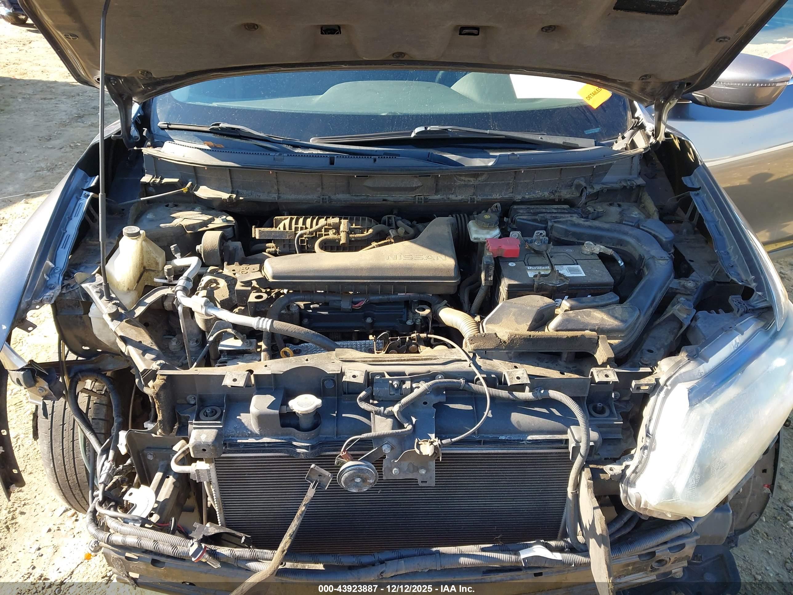 NISSAN ROGUE image 10