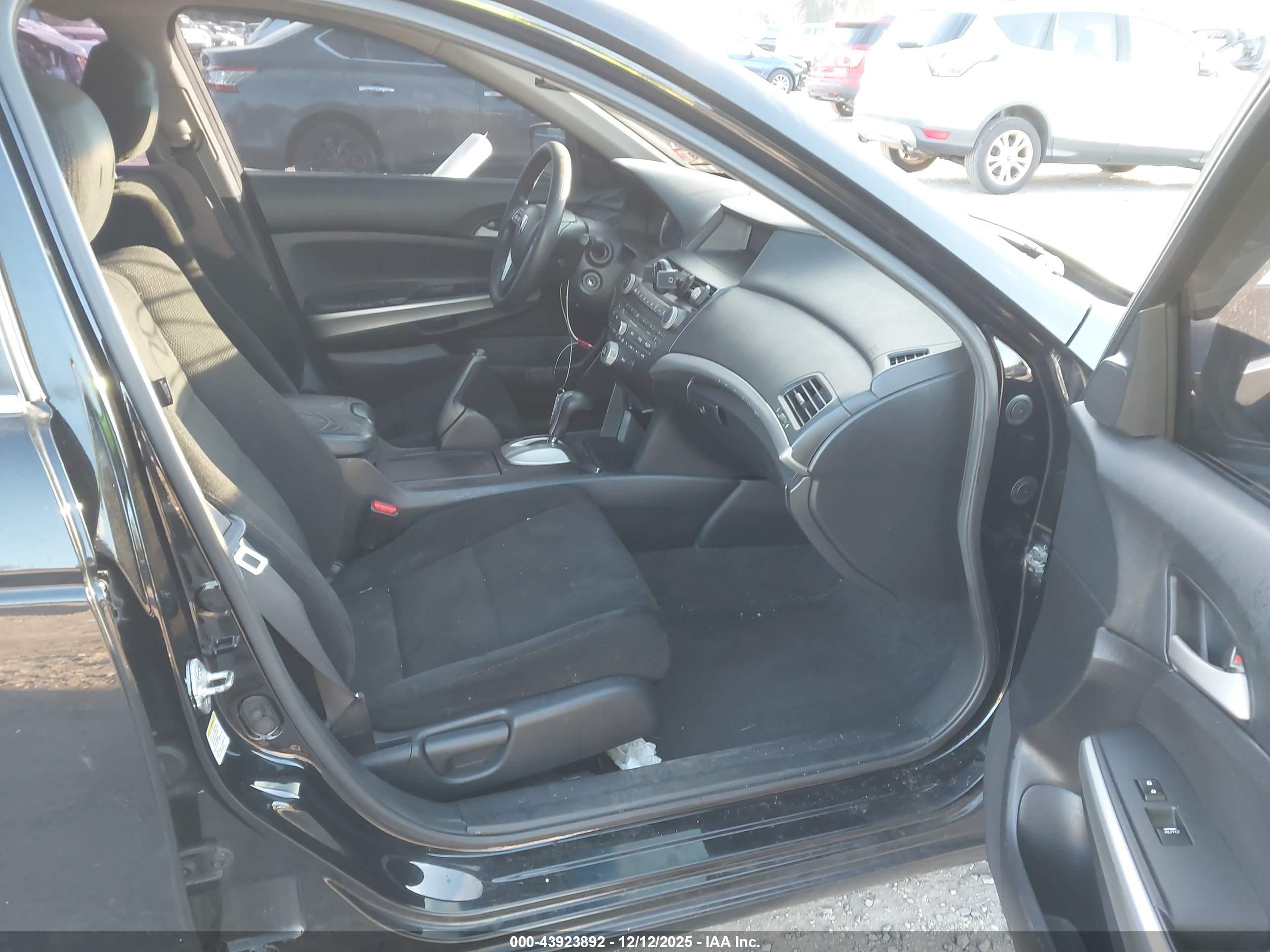 HONDA ACCORD image 5
