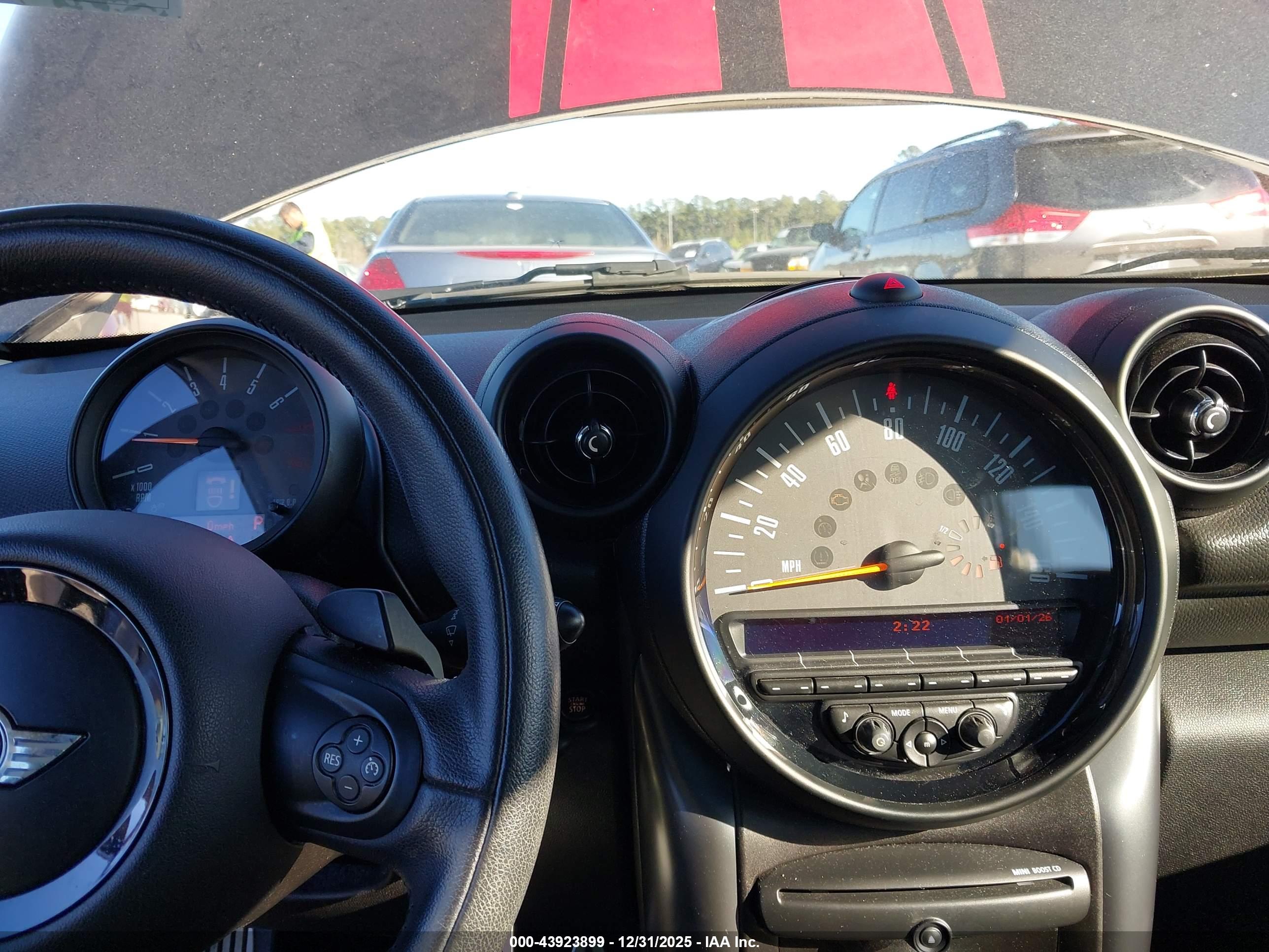 MINI COUNTRYMAN image 7