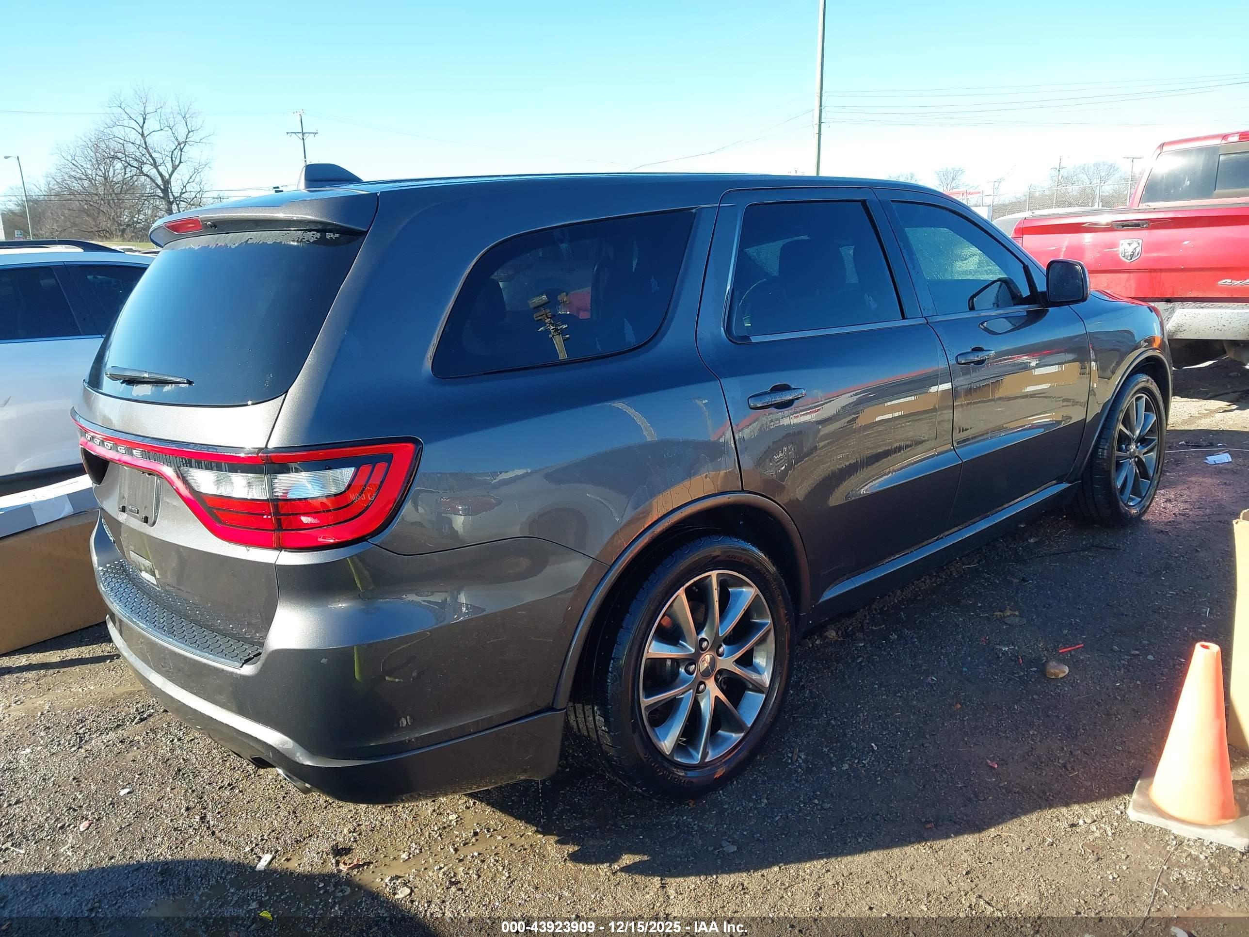 DODGE DURANGO image 4