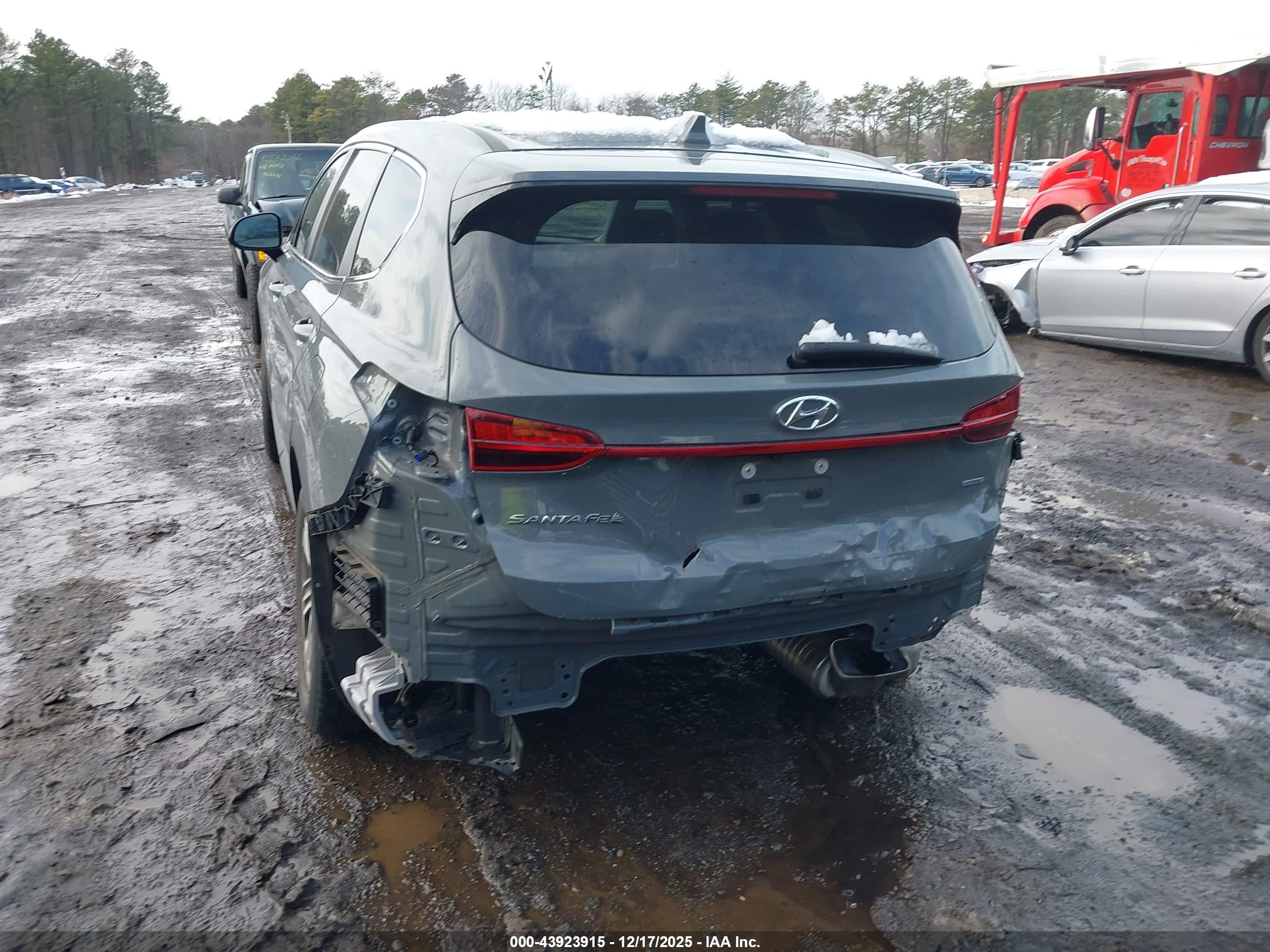 HYUNDAI SANTA image 6