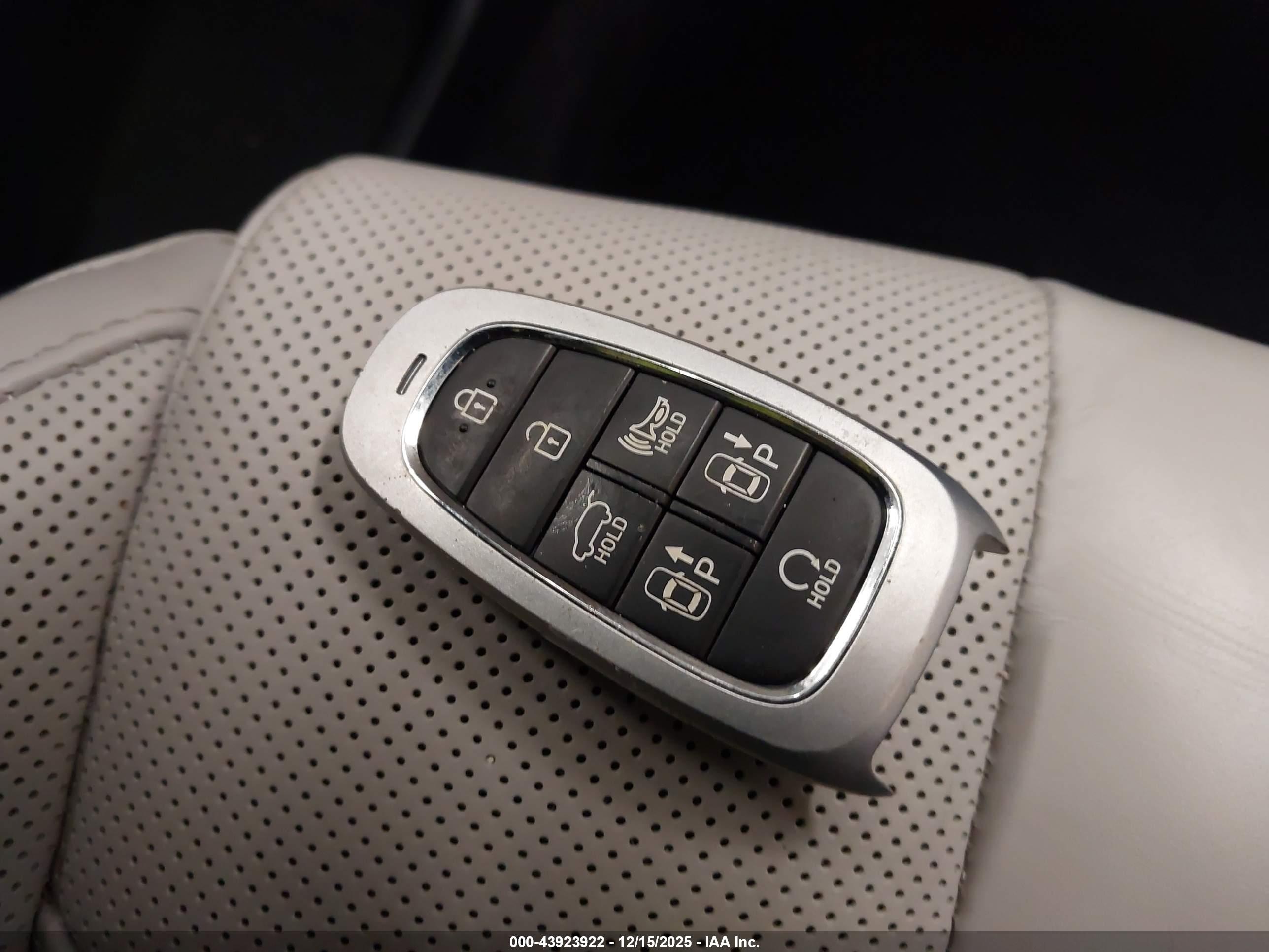 HYUNDAI PALISADE image 11