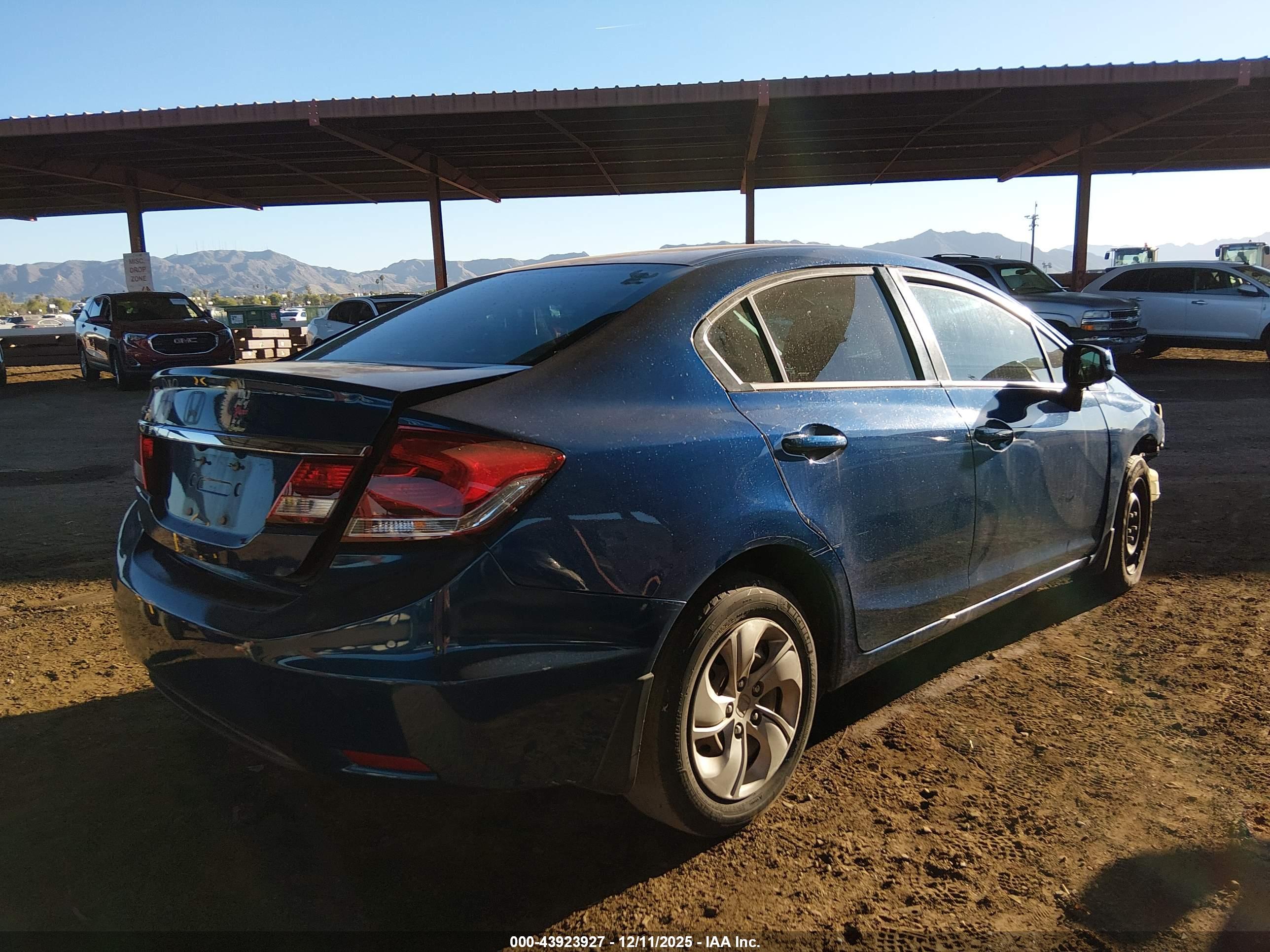 HONDA CIVIC image 4