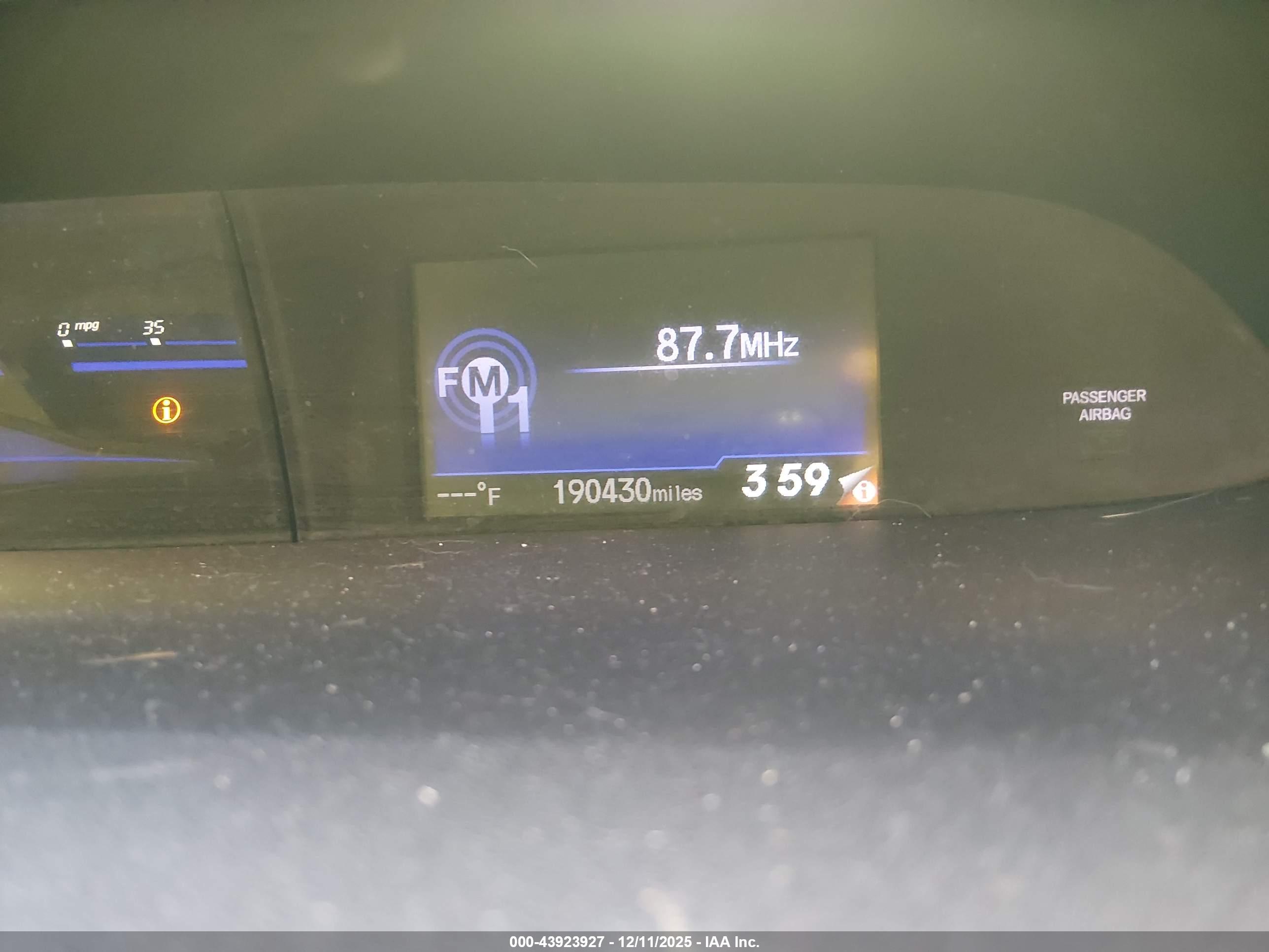 HONDA CIVIC image 7
