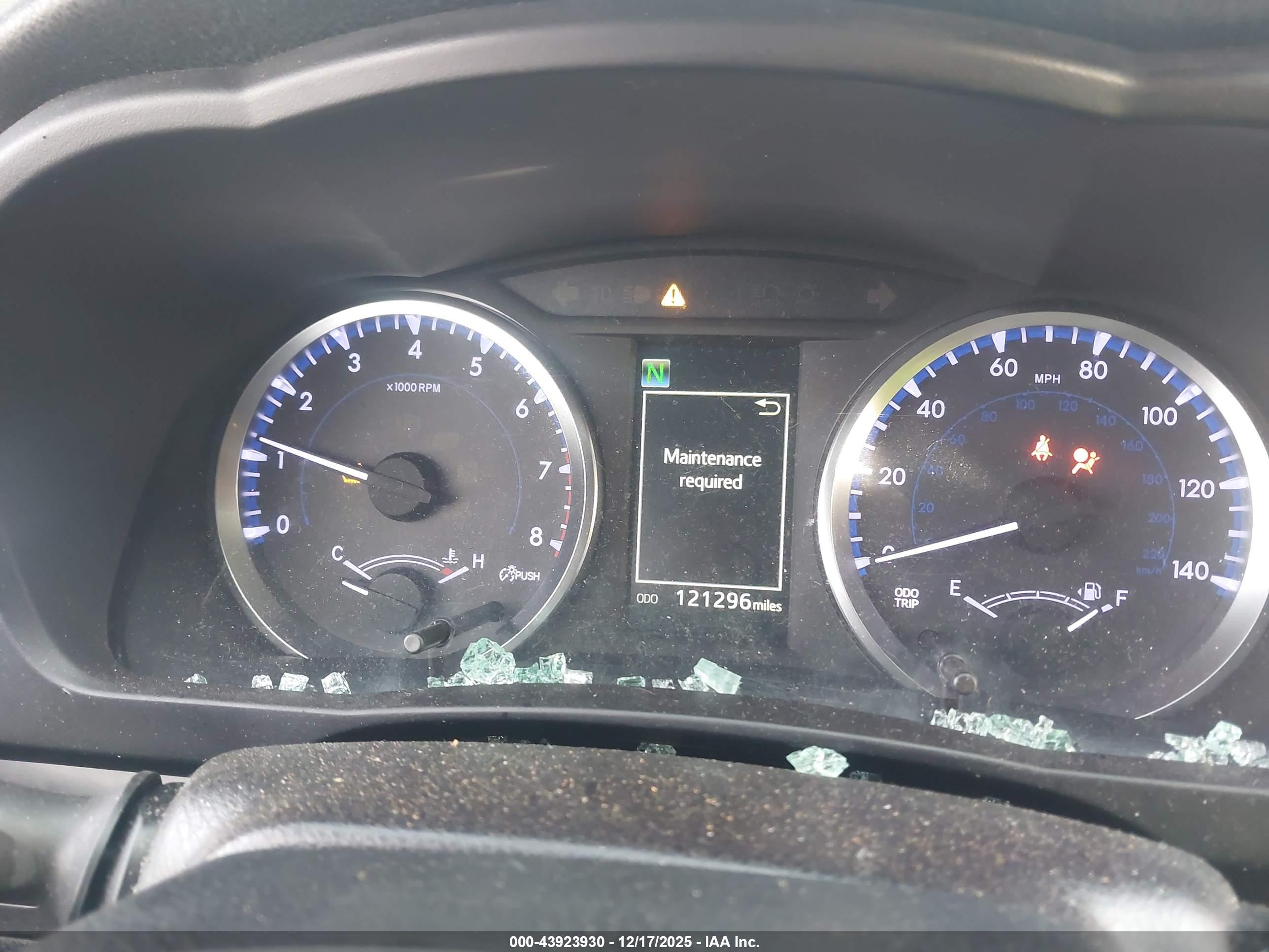 TOYOTA HIGHLANDER image 7
