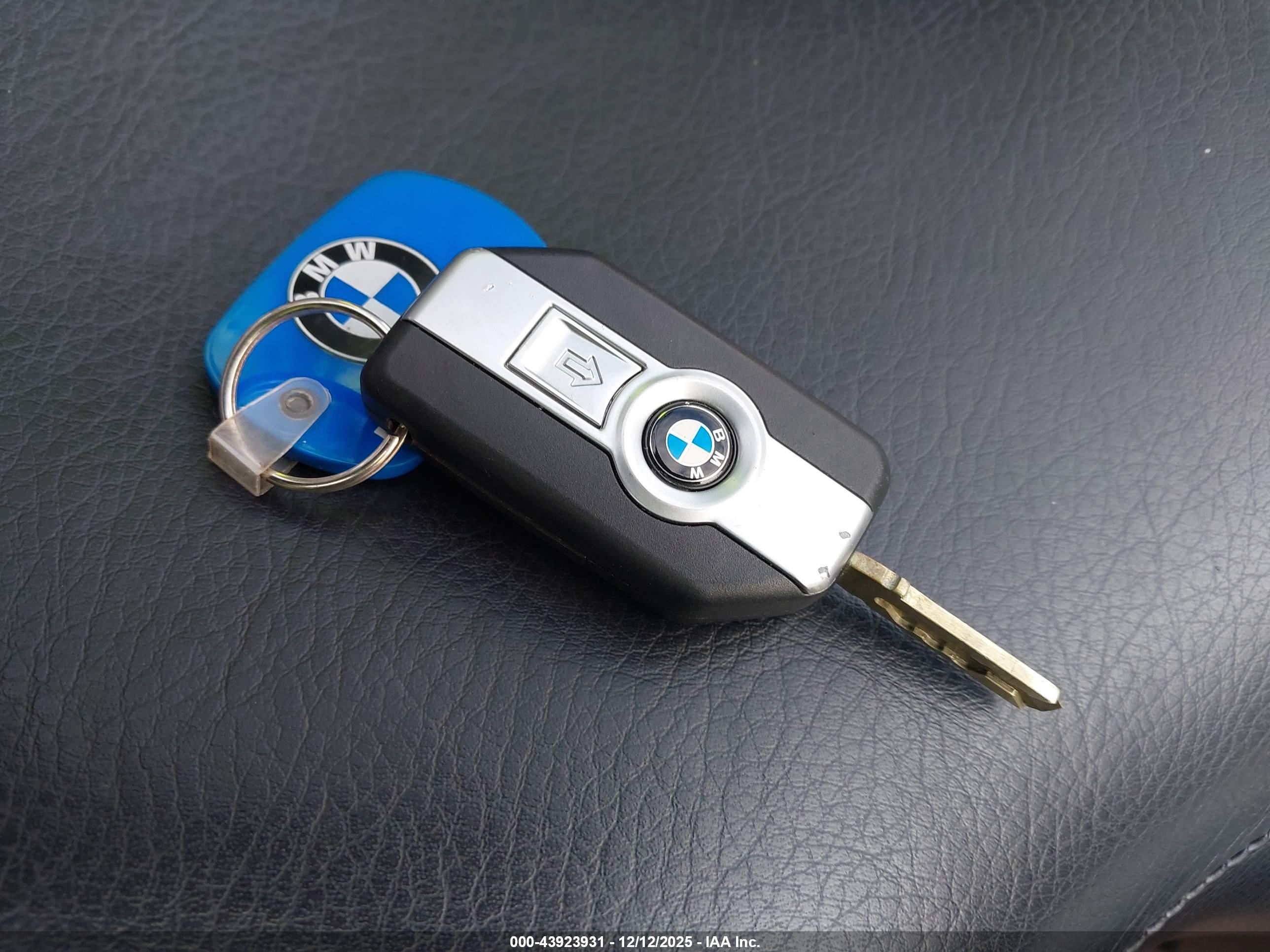 BMW R image 11