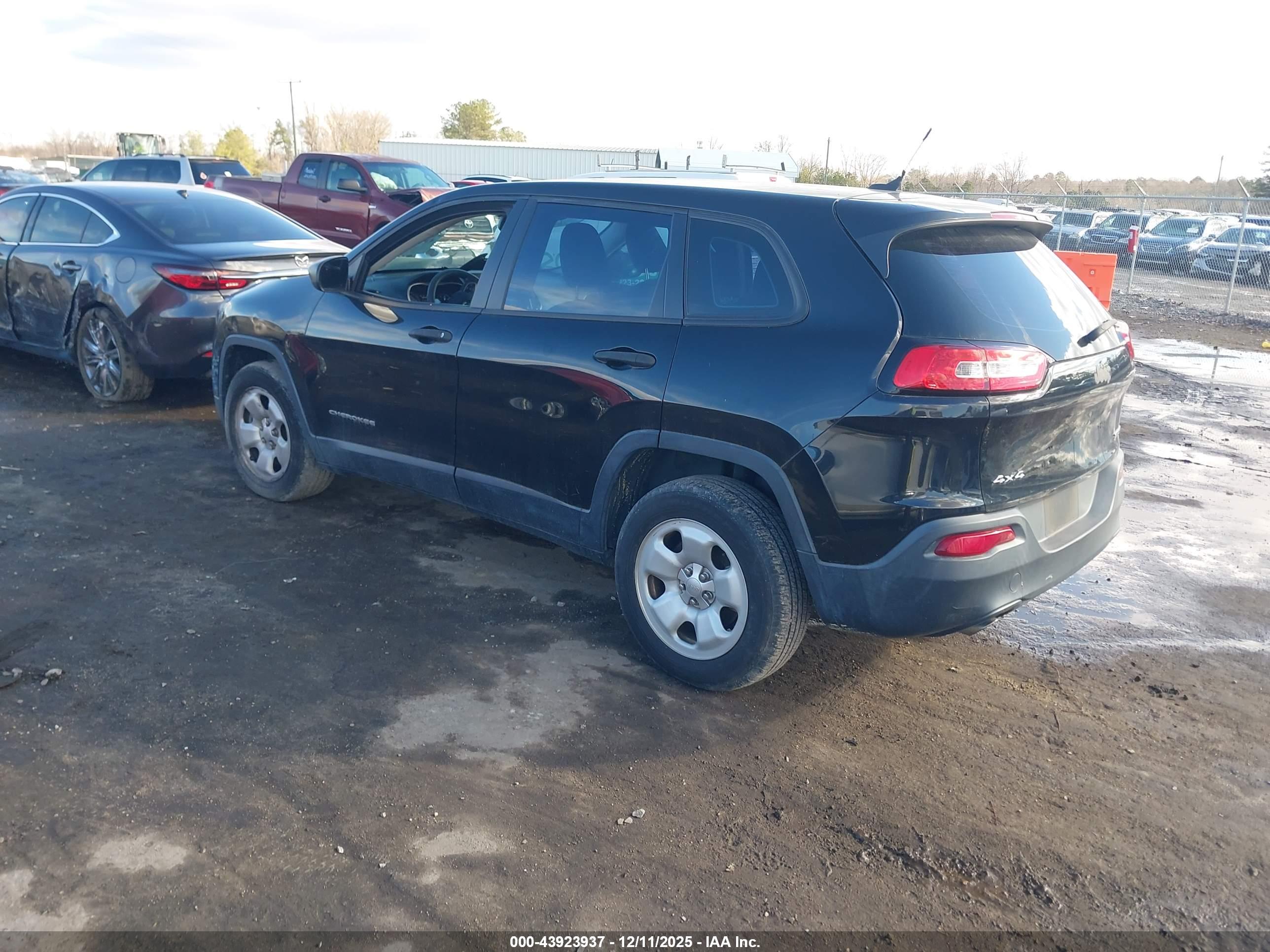 JEEP CHEROKEE image 3