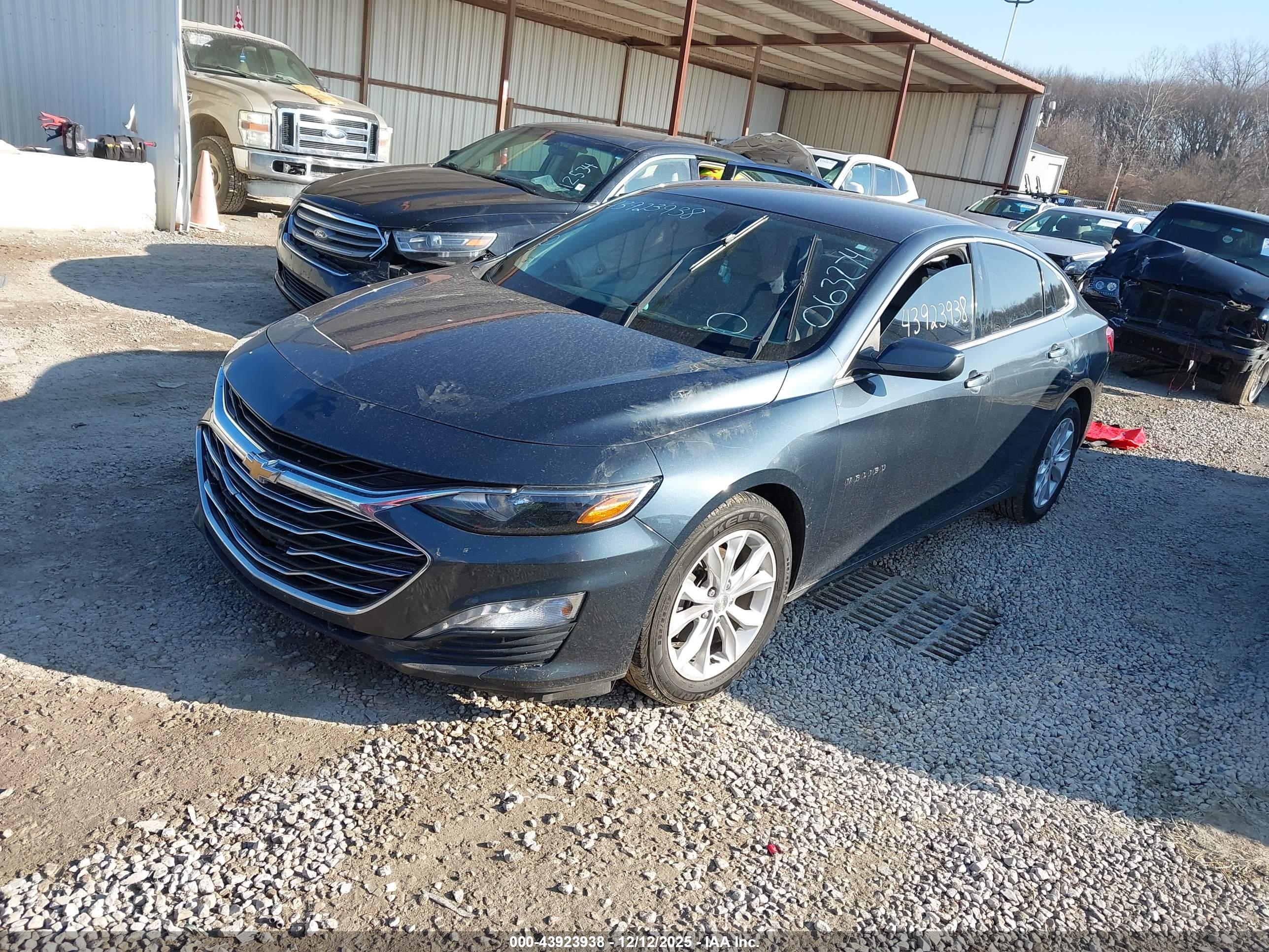 CHEVROLET MALIBU image 2