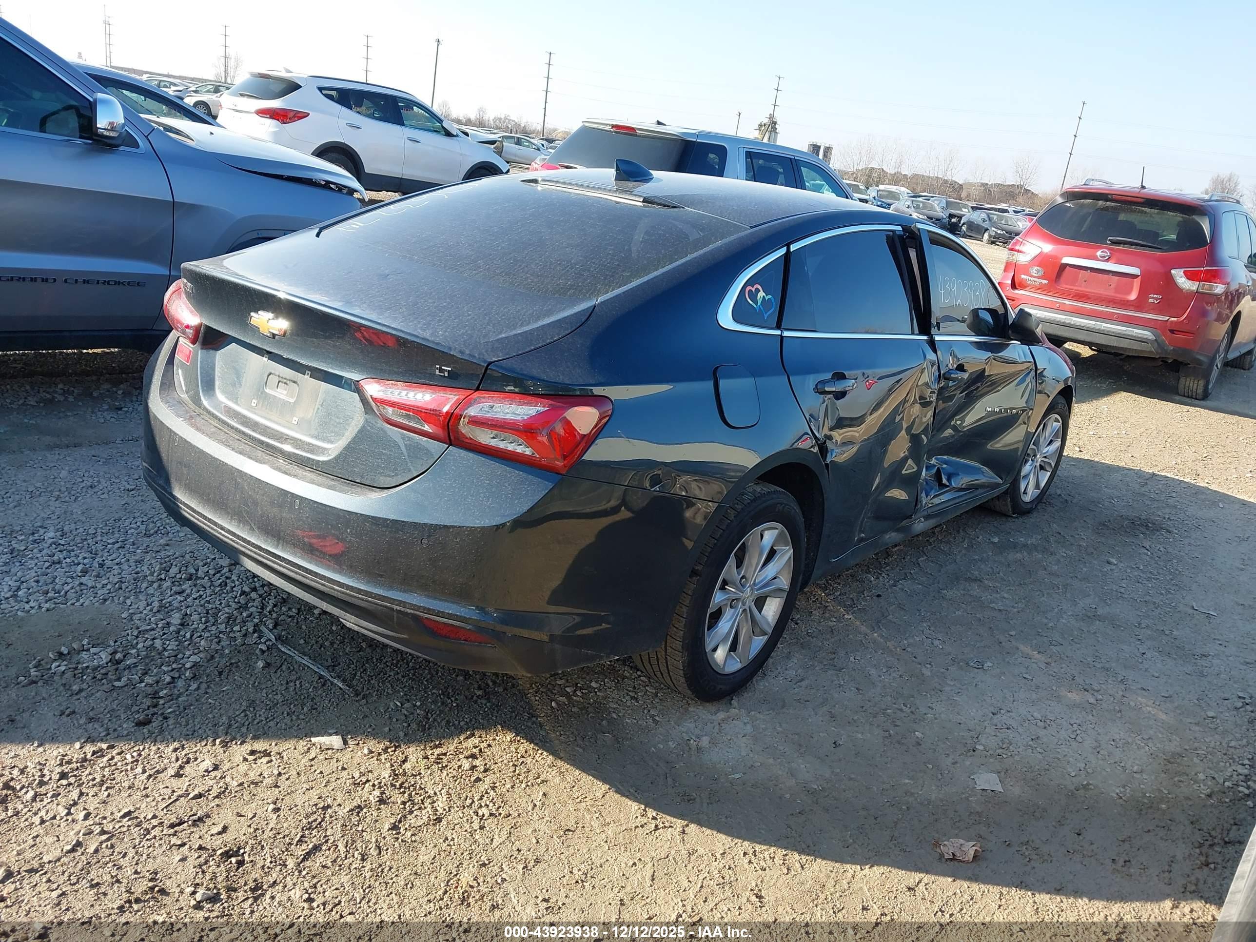 CHEVROLET MALIBU image 4