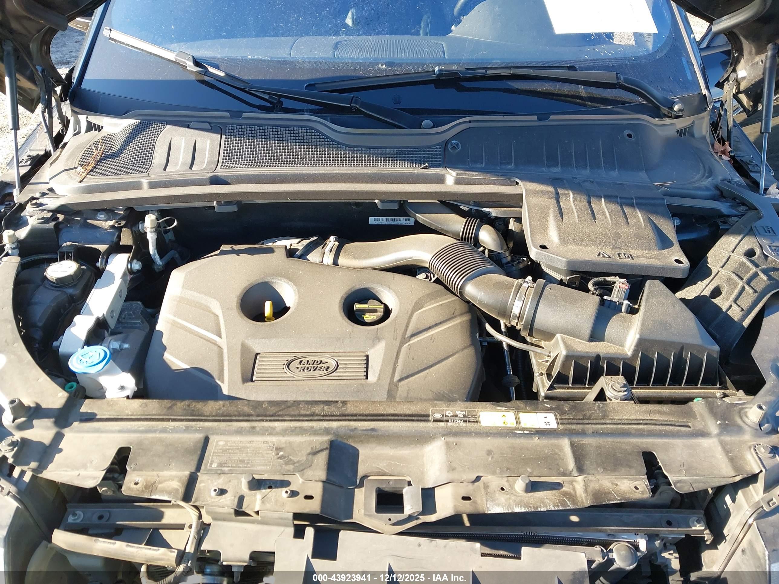 LAND ROVER image 10