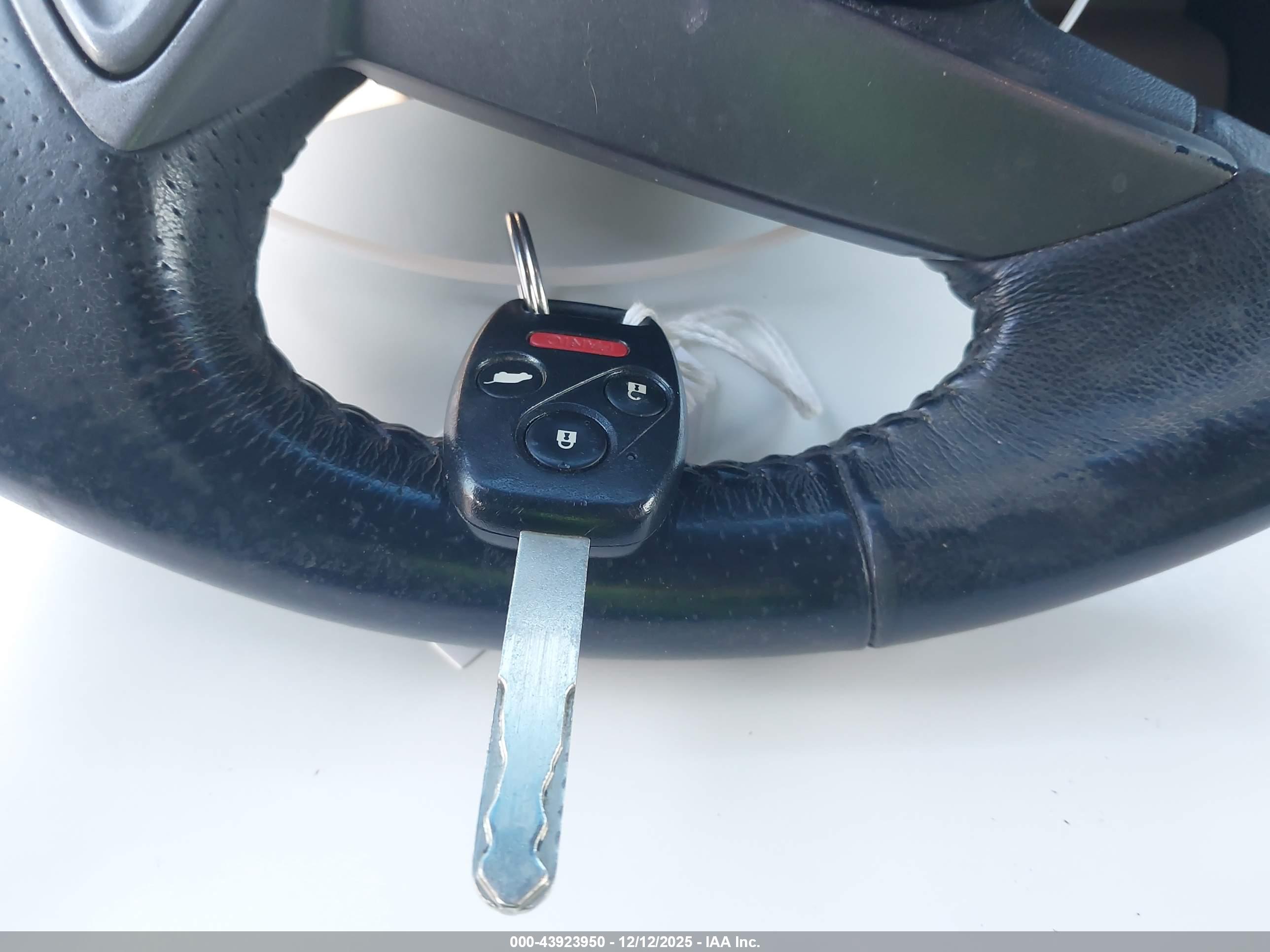 HONDA PILOT image 11
