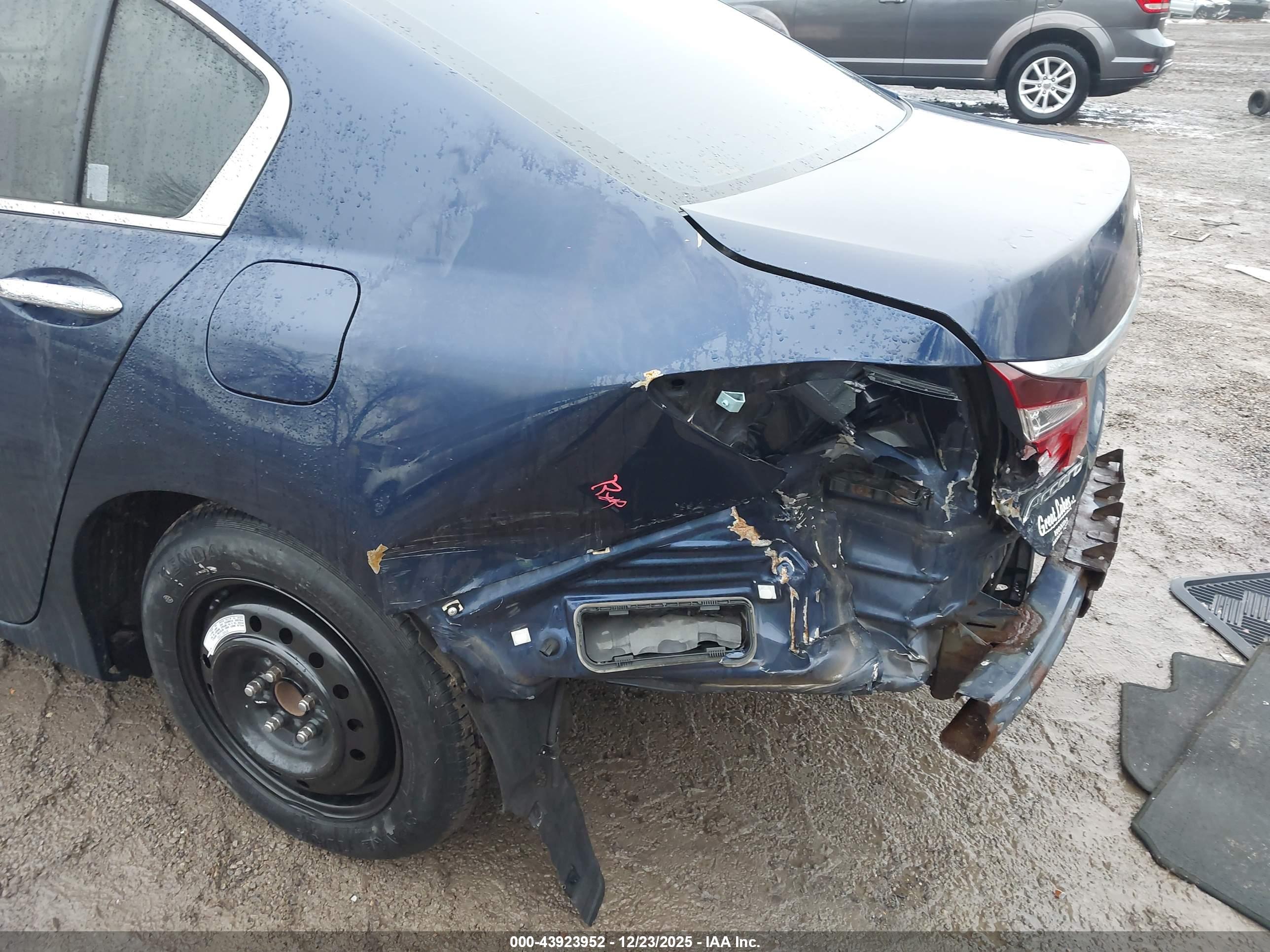 HONDA ACCORD image 6