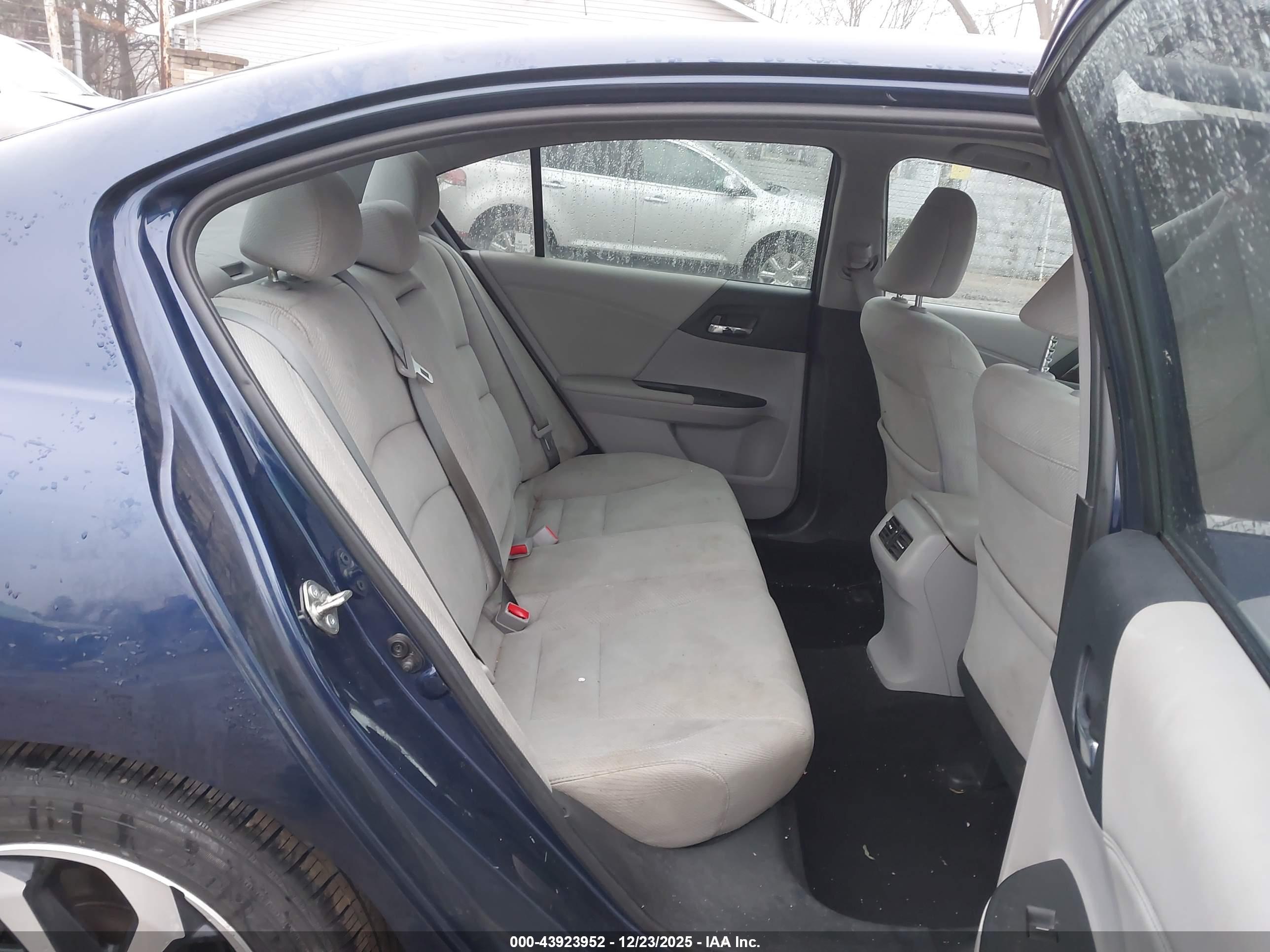 HONDA ACCORD image 8