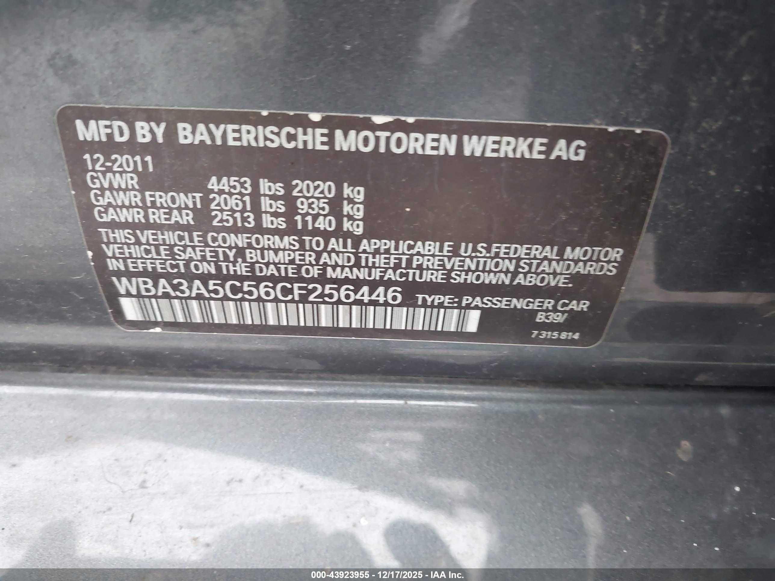 BMW 328I image 9