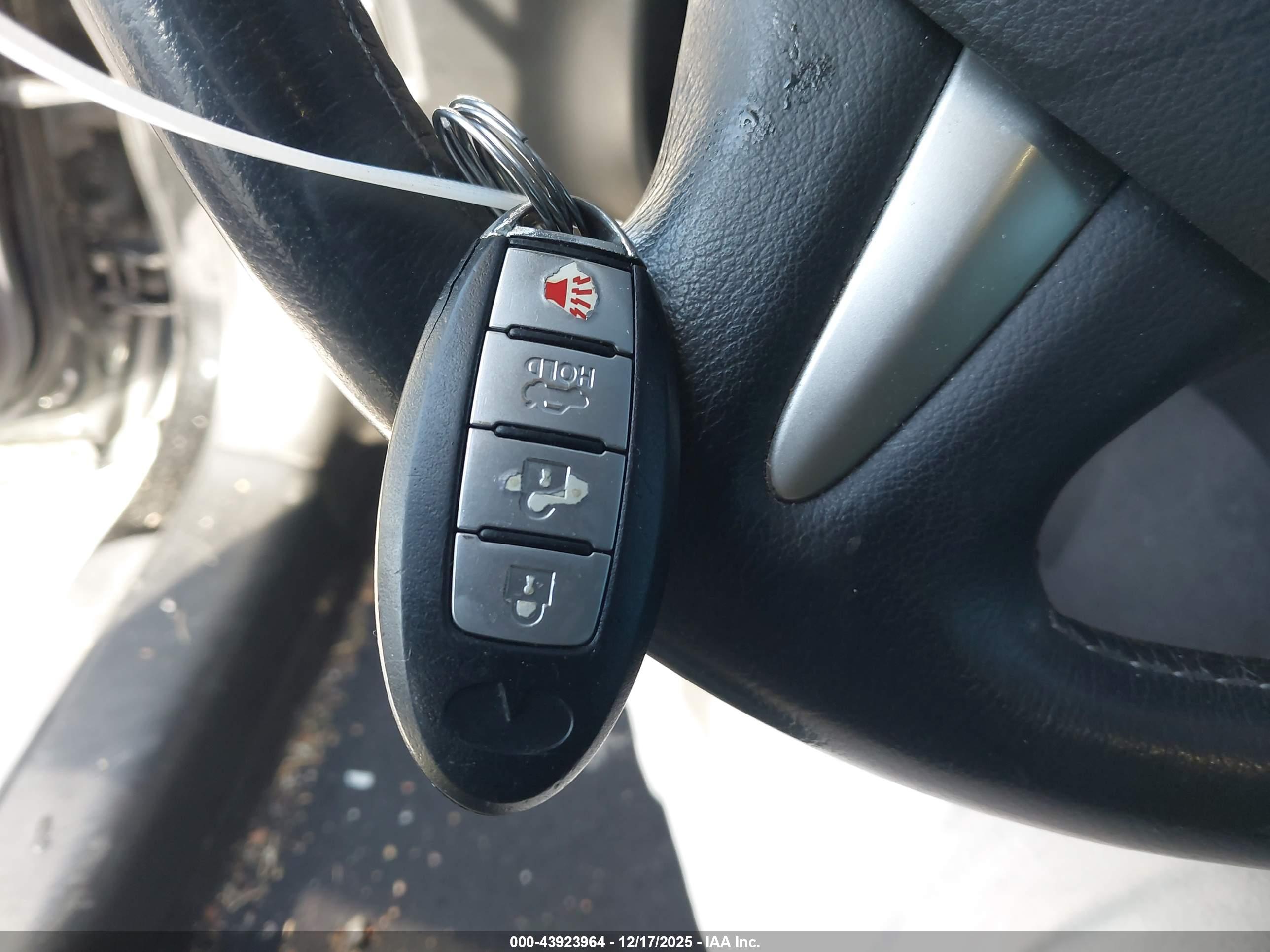 INFINITI Q50 image 11