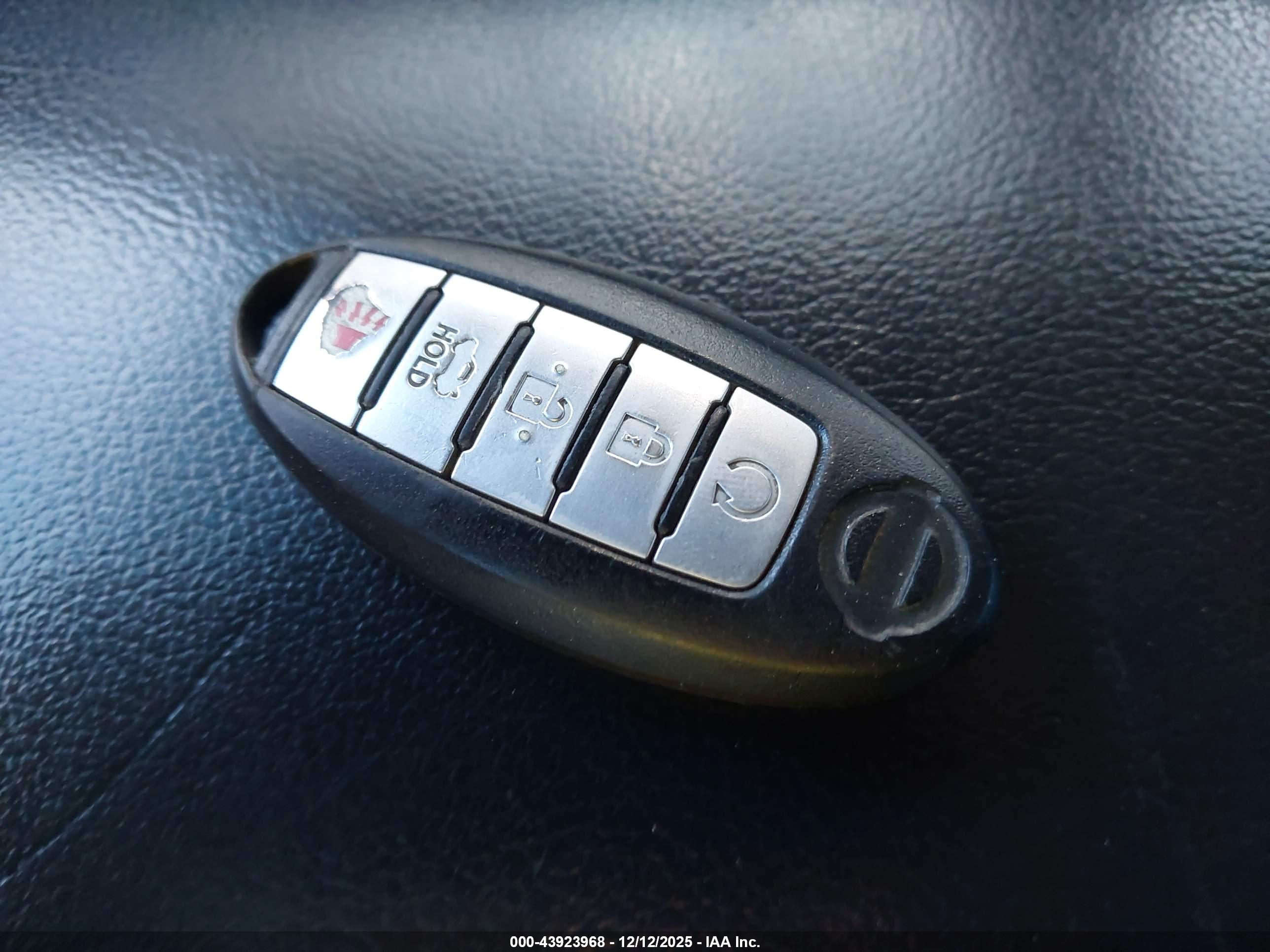NISSAN ALTIMA image 11