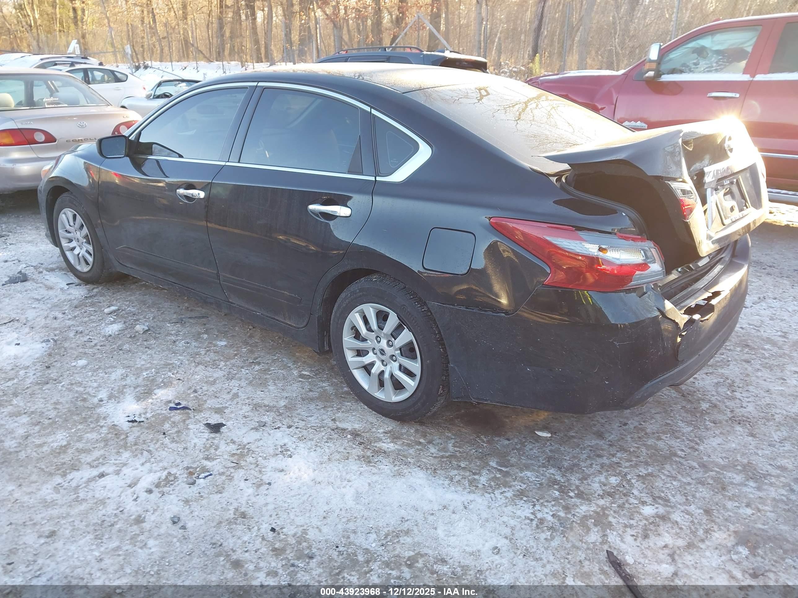 NISSAN ALTIMA image 3