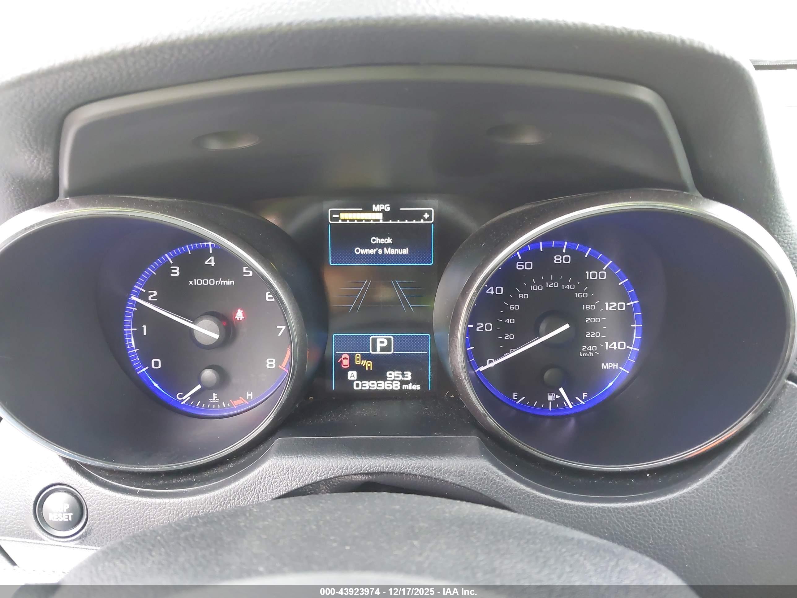 SUBARU OUTBACK image 7