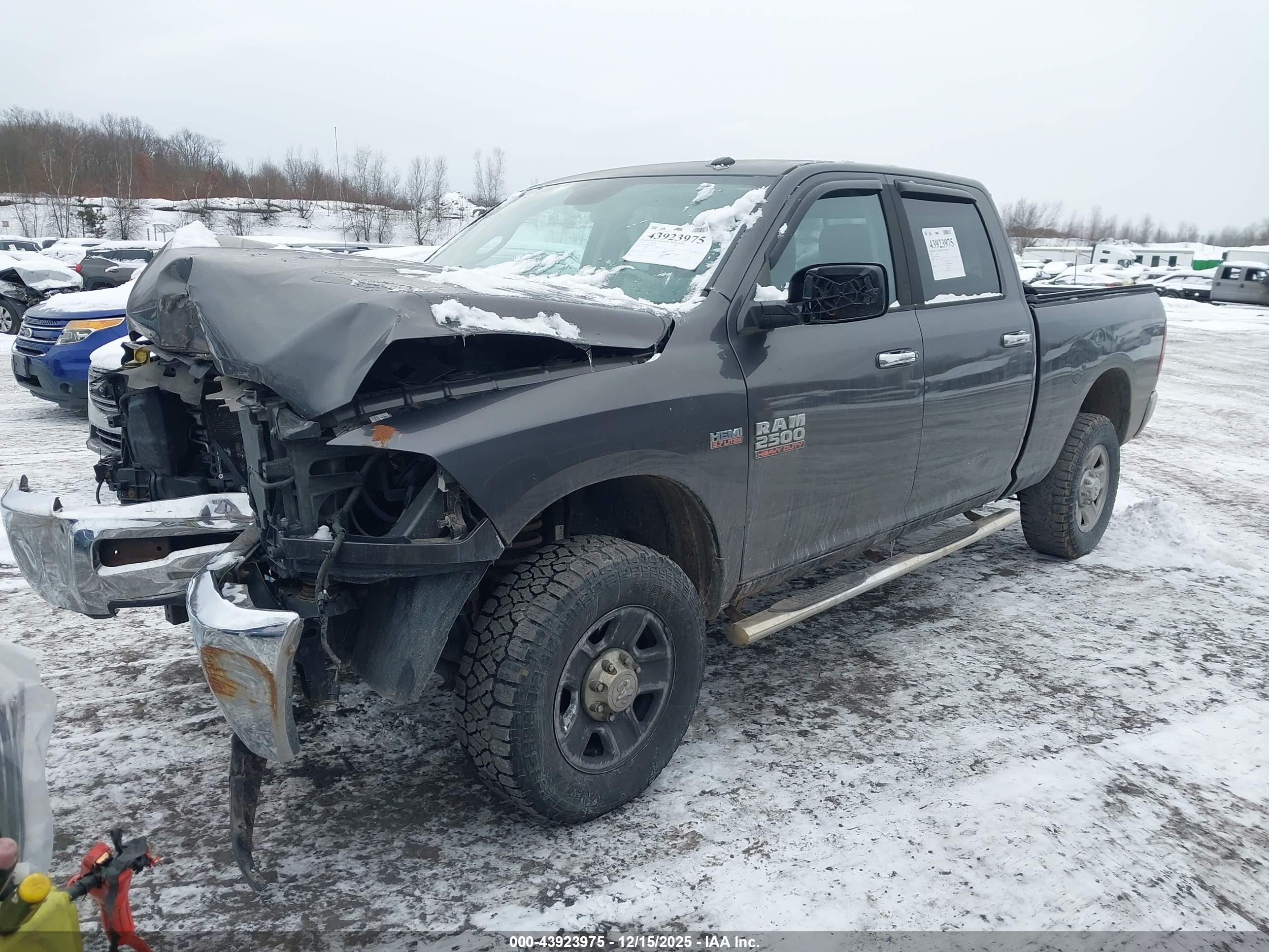 RAM 2500 image 2