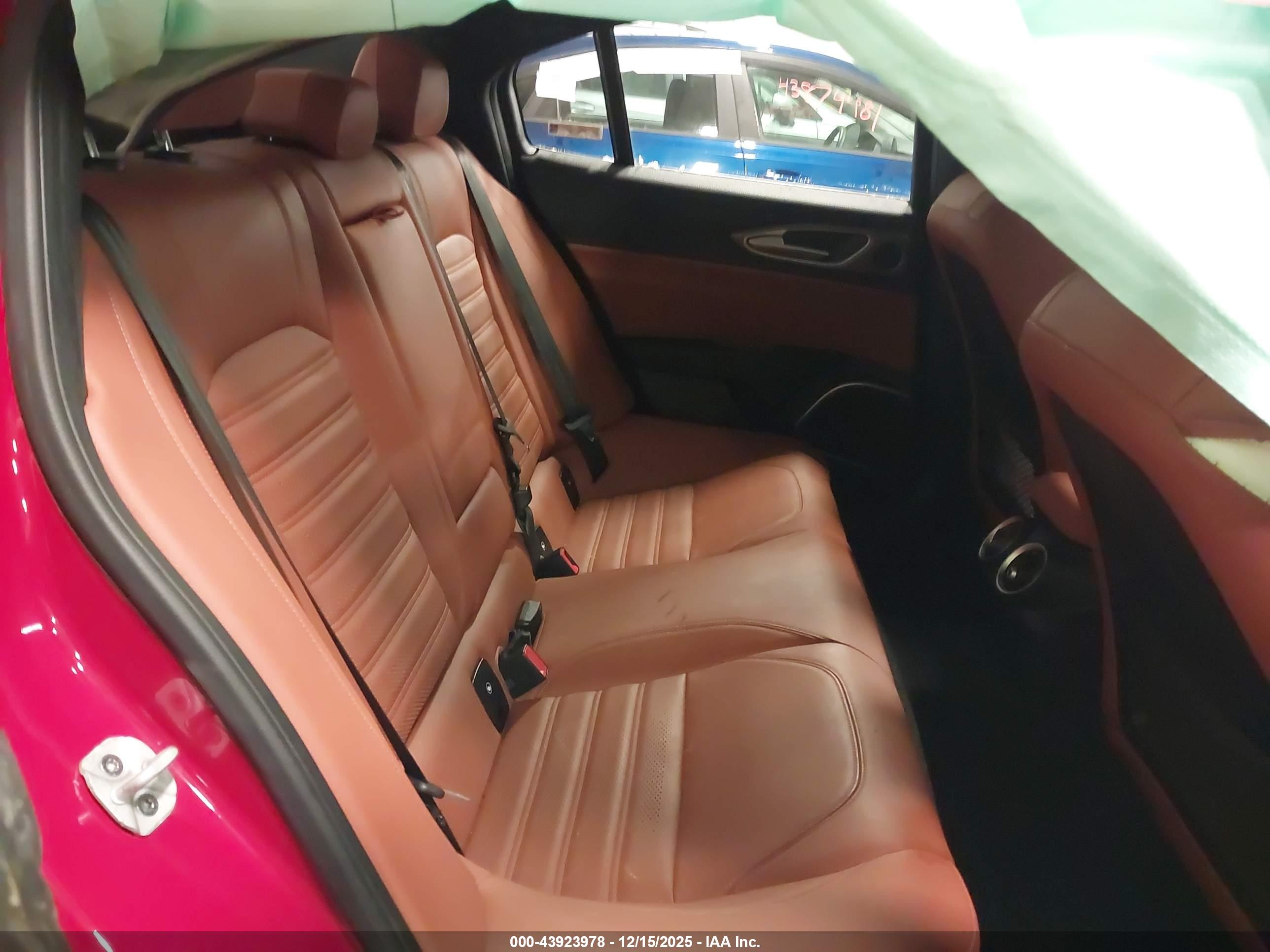 ALFA ROMEO image 8