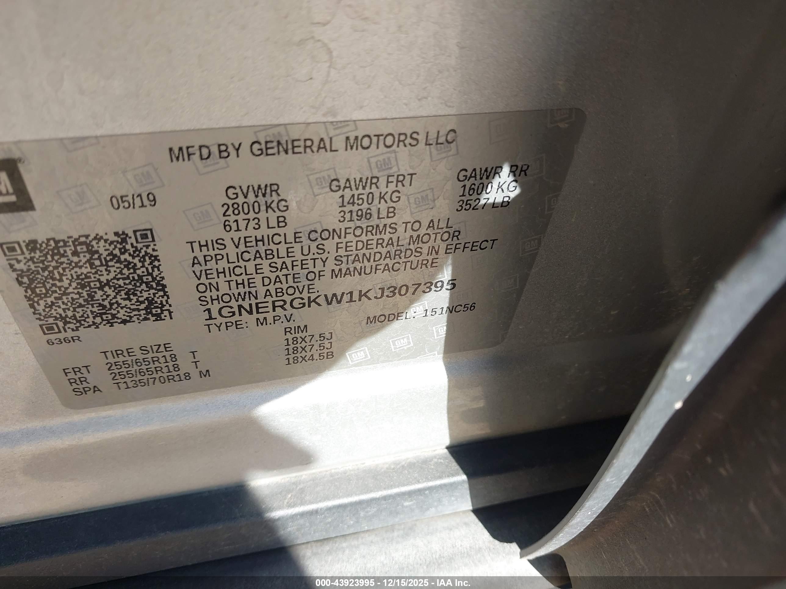 CHEVROLET TRAVERSE image 9