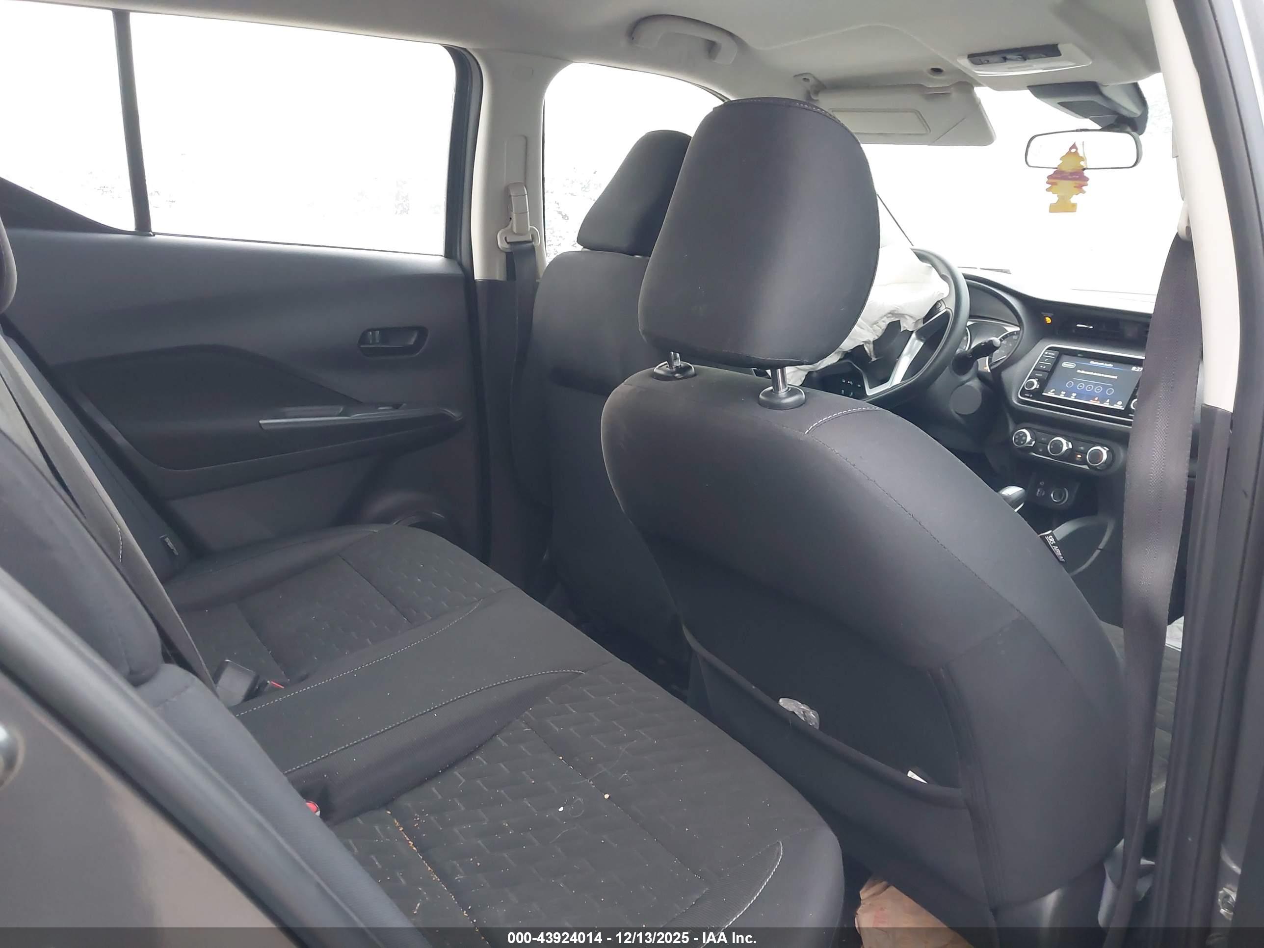NISSAN KICKS image 8