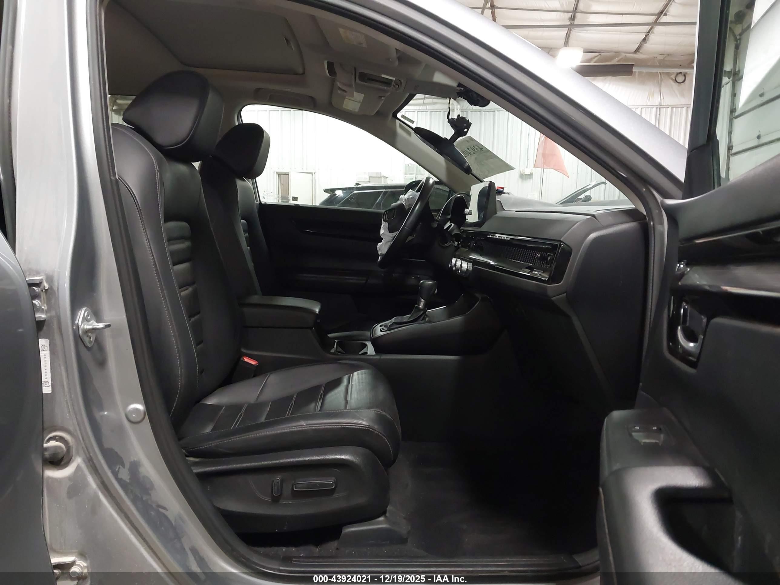 HONDA CR-V image 5