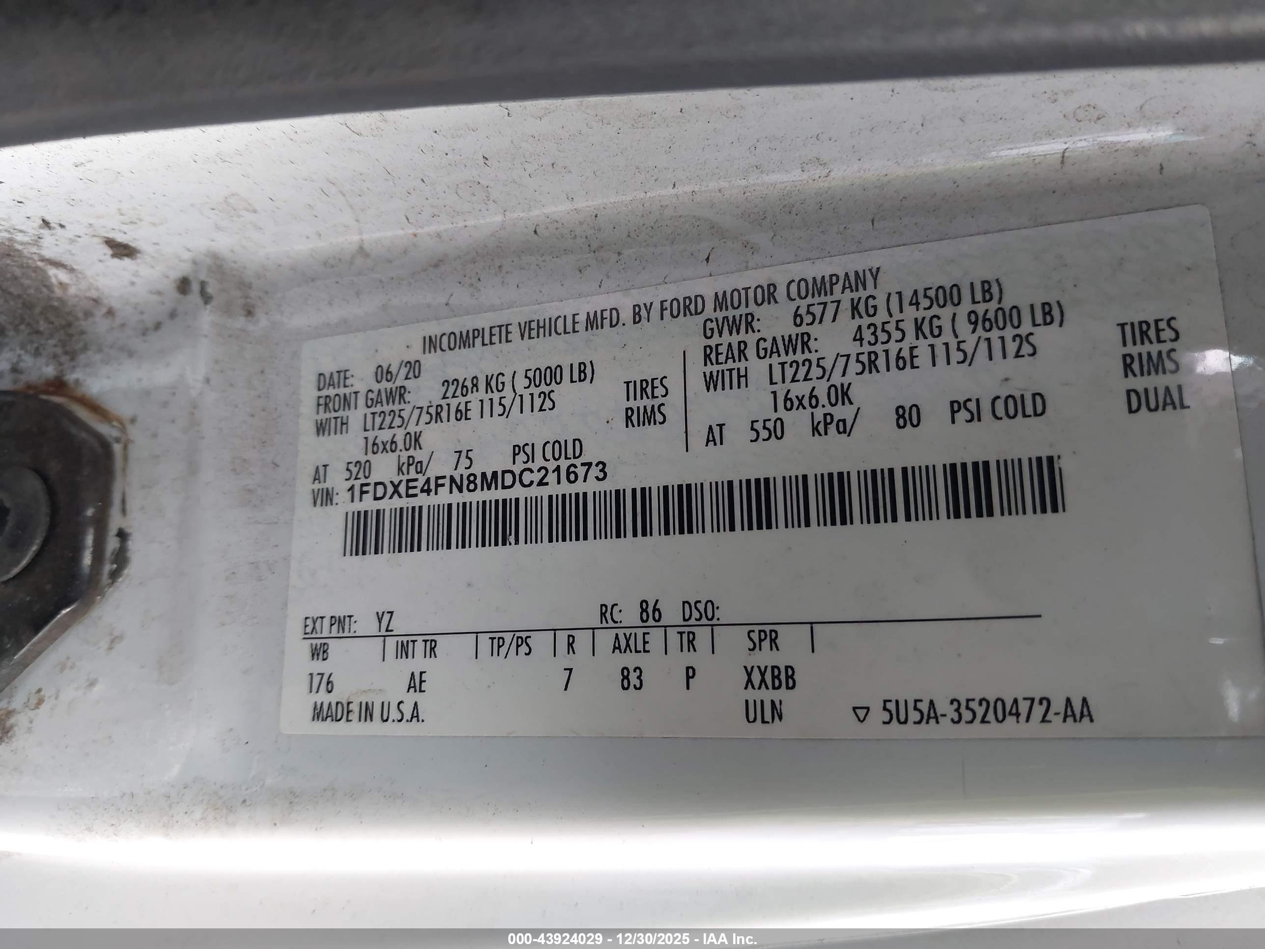 FORD E-450 image 9