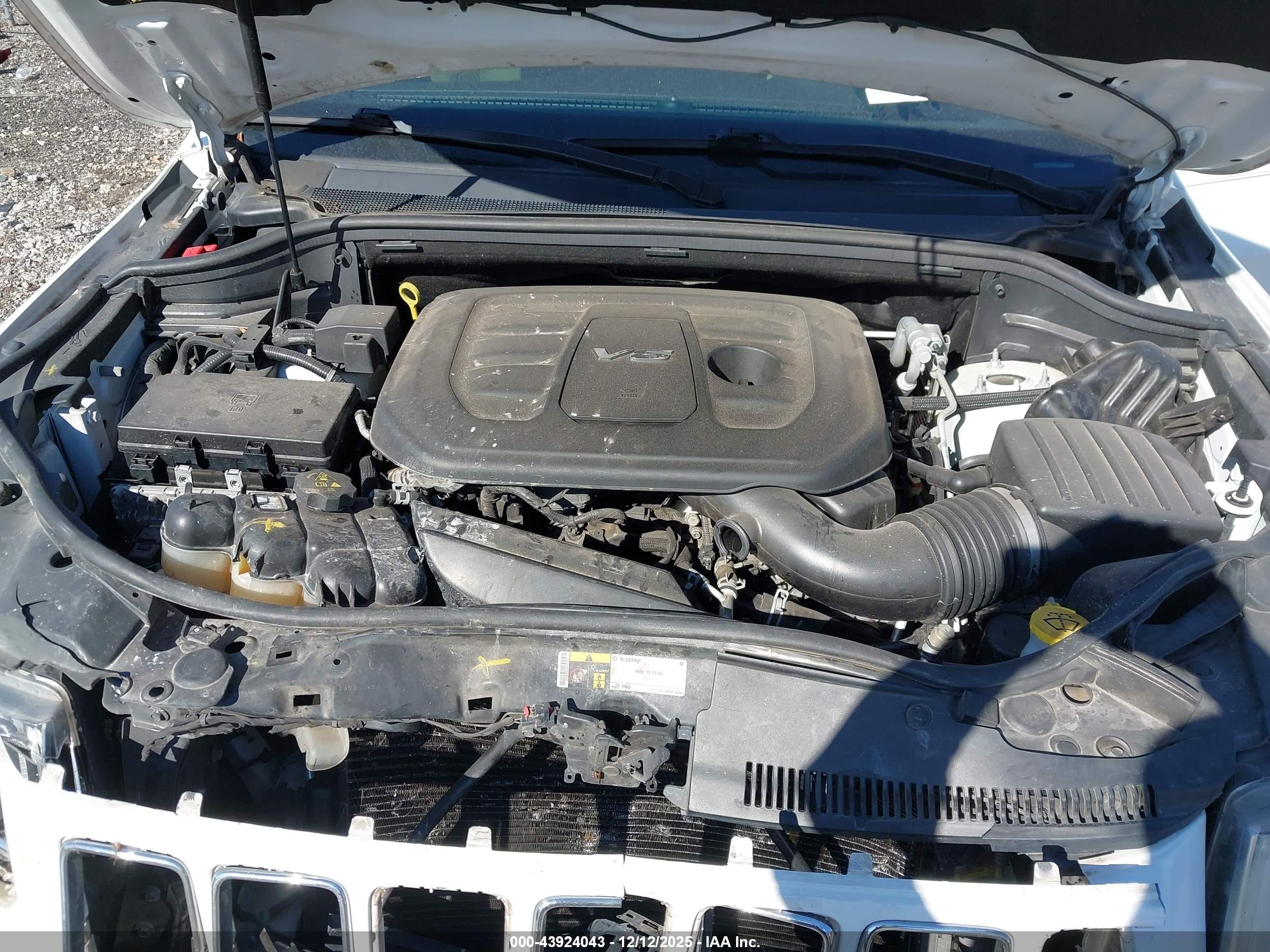 JEEP GRAND image 10