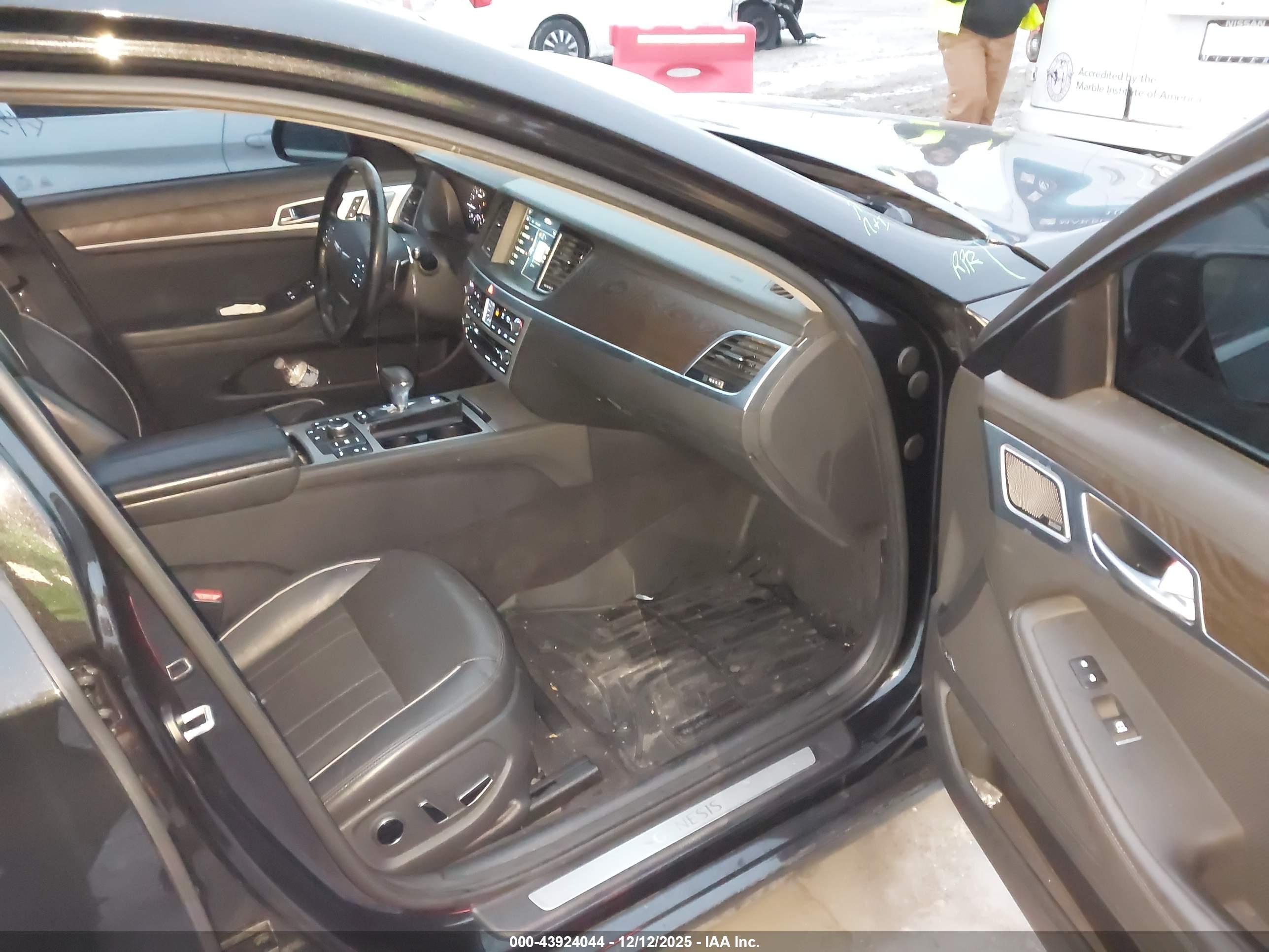 GENESIS G80 image 5