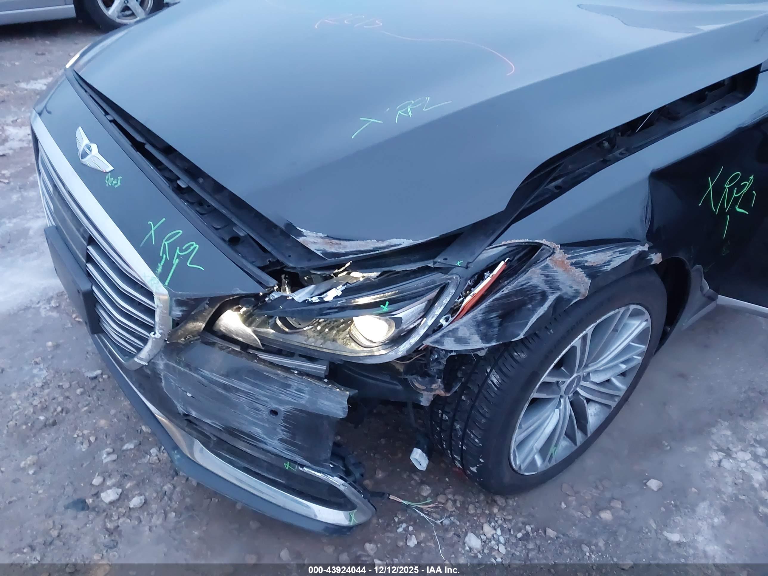 GENESIS G80 image 6