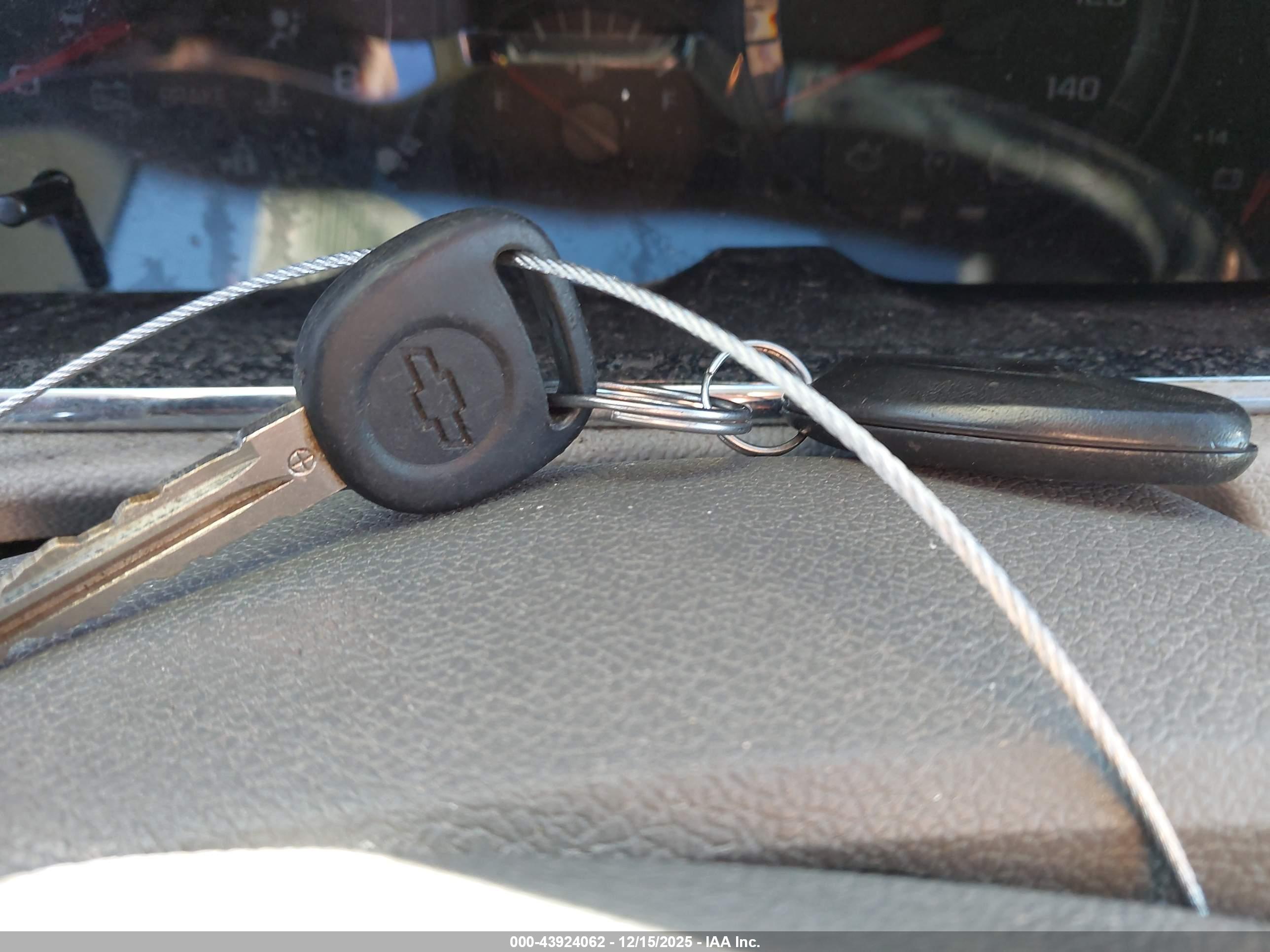 CHEVROLET TRAVERSE image 11