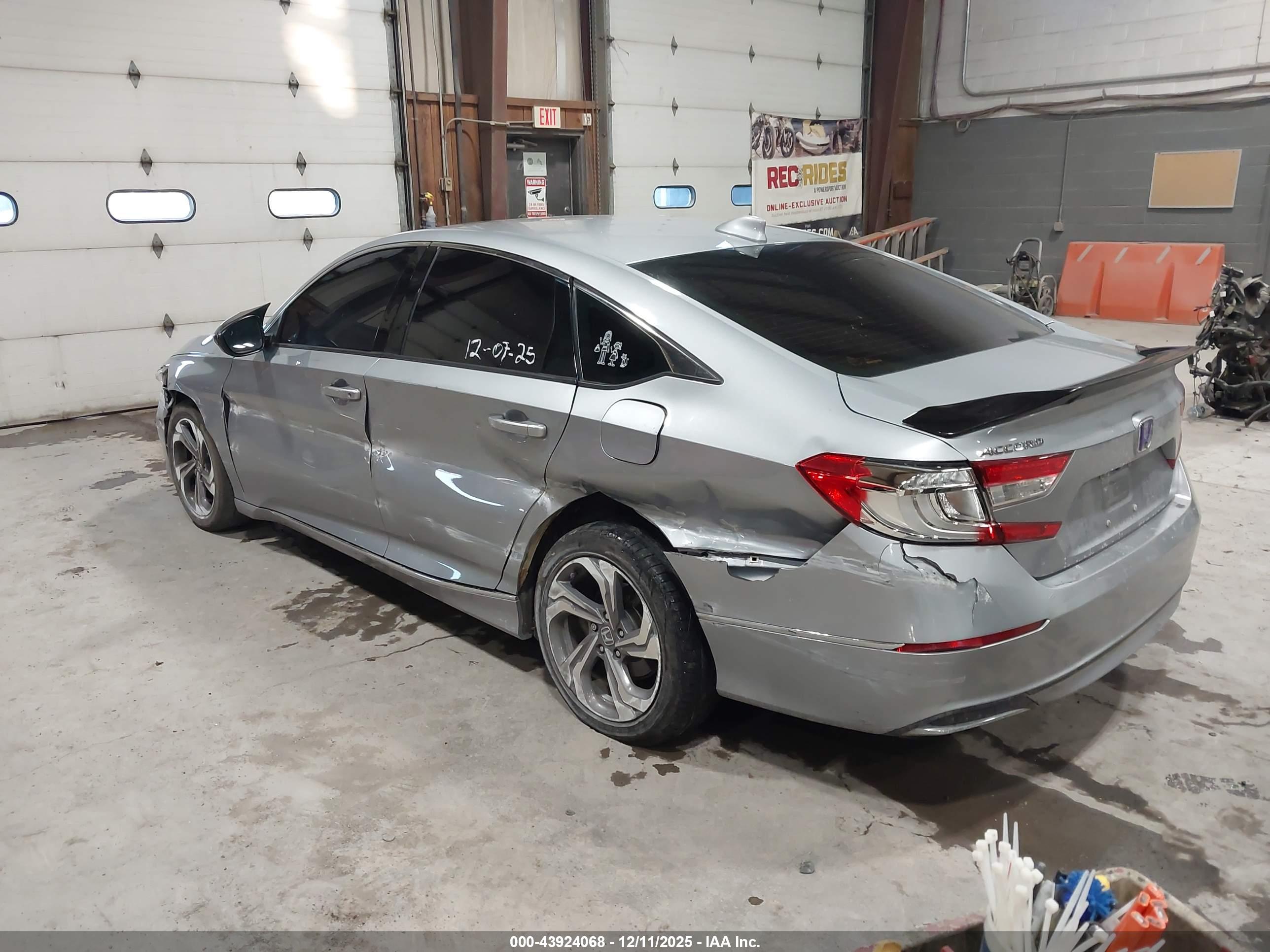 HONDA ACCORD image 3