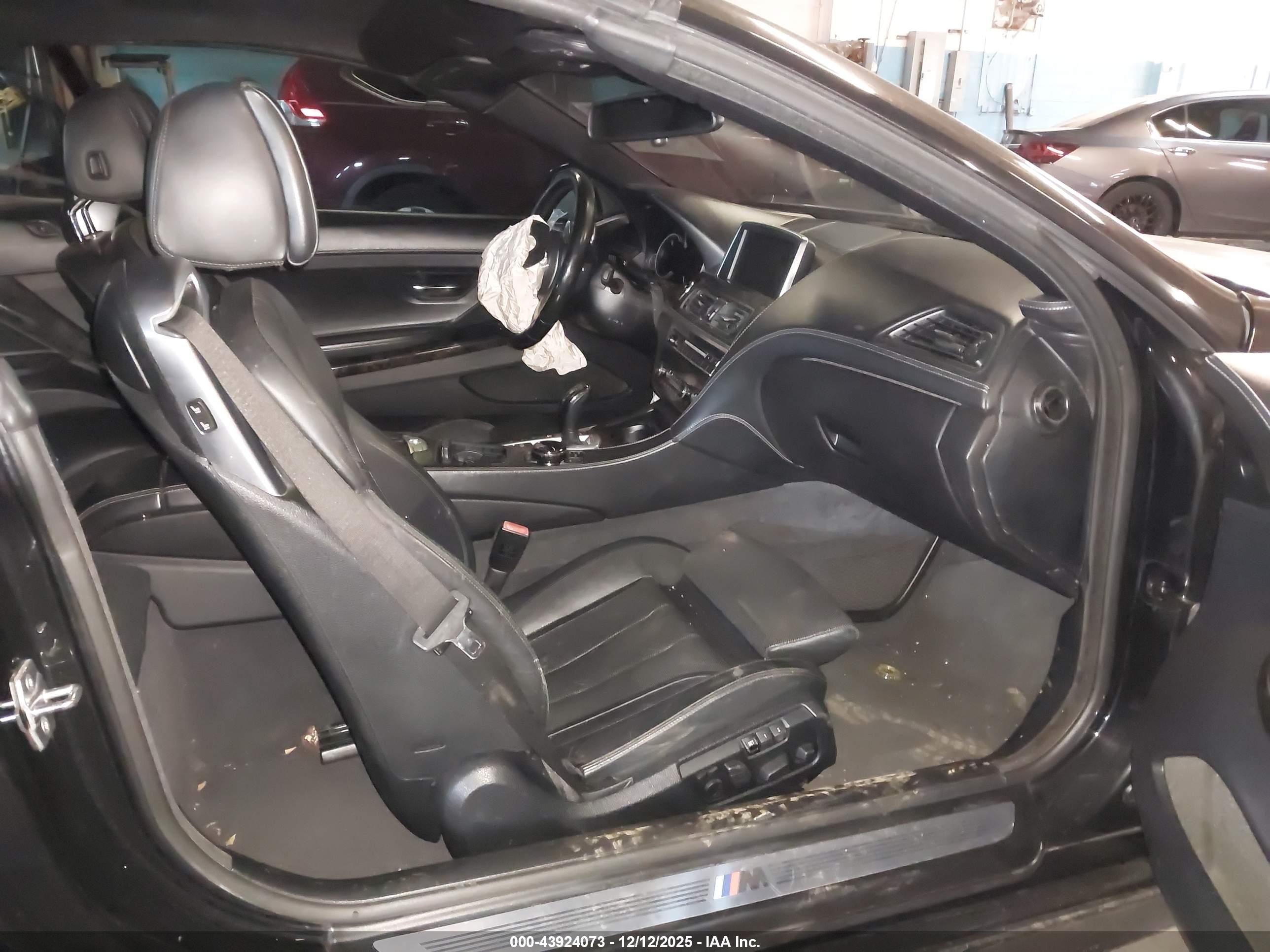 BMW 650I image 5