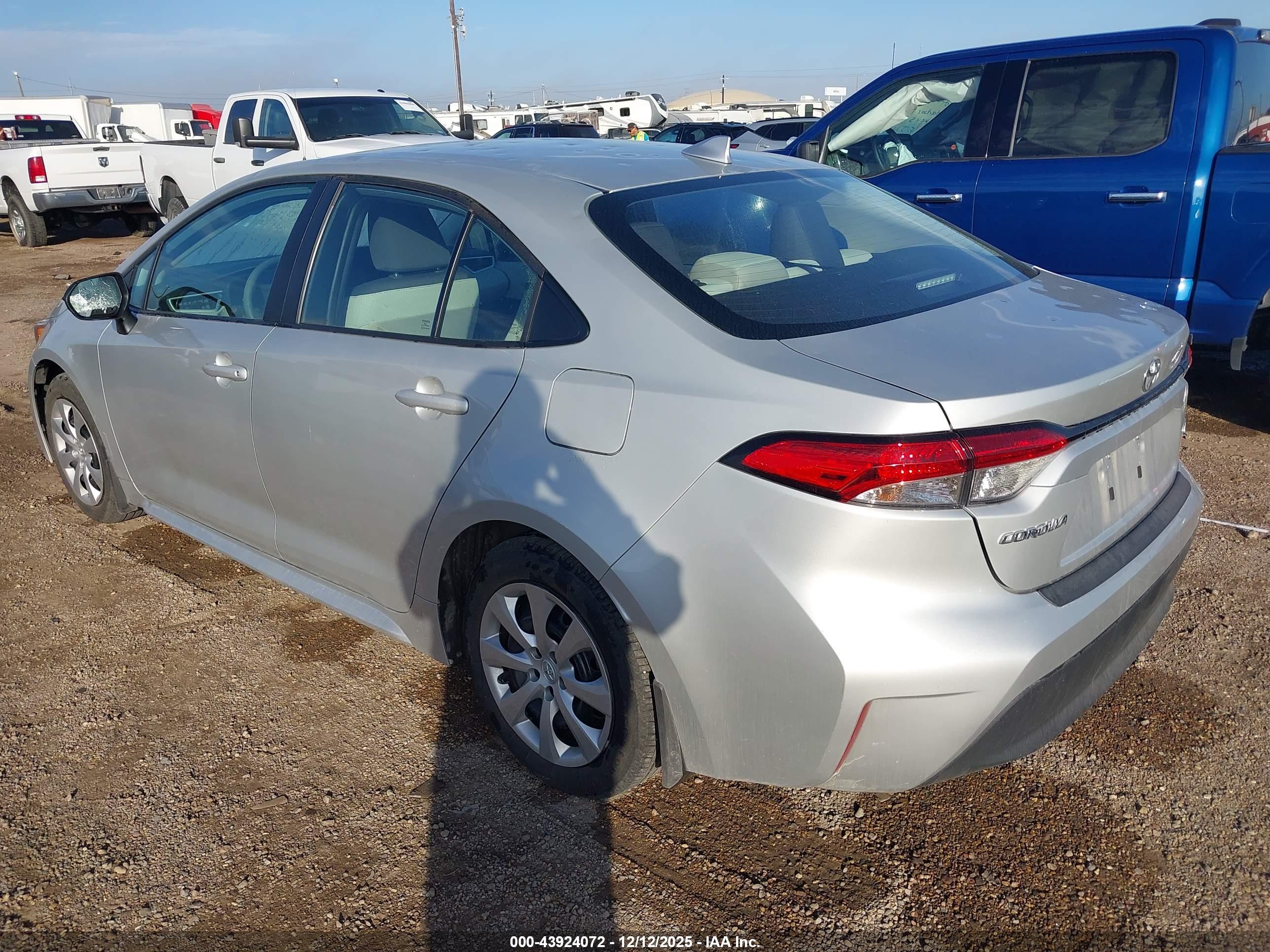 TOYOTA COROLLA image 3