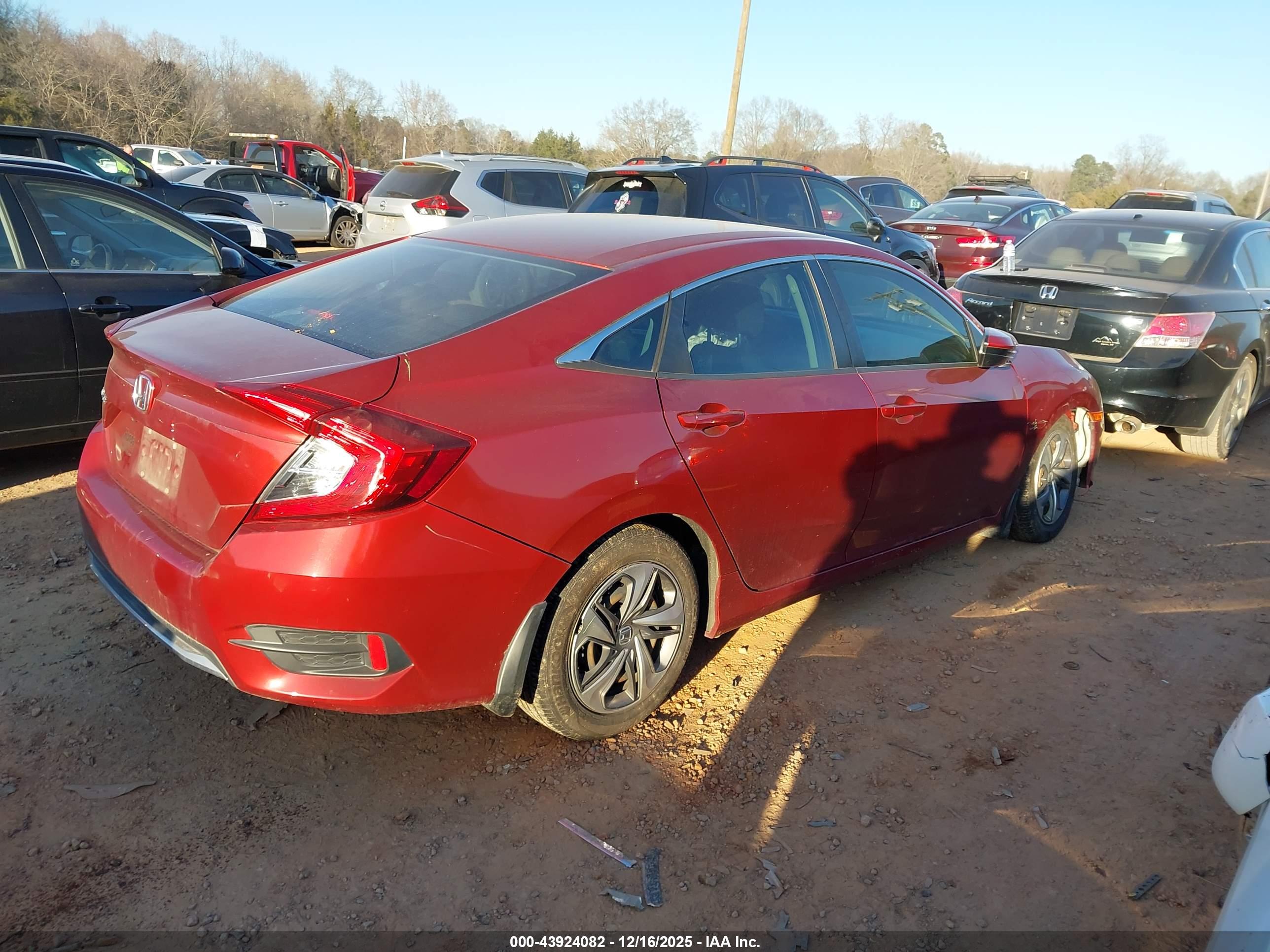 HONDA CIVIC image 4