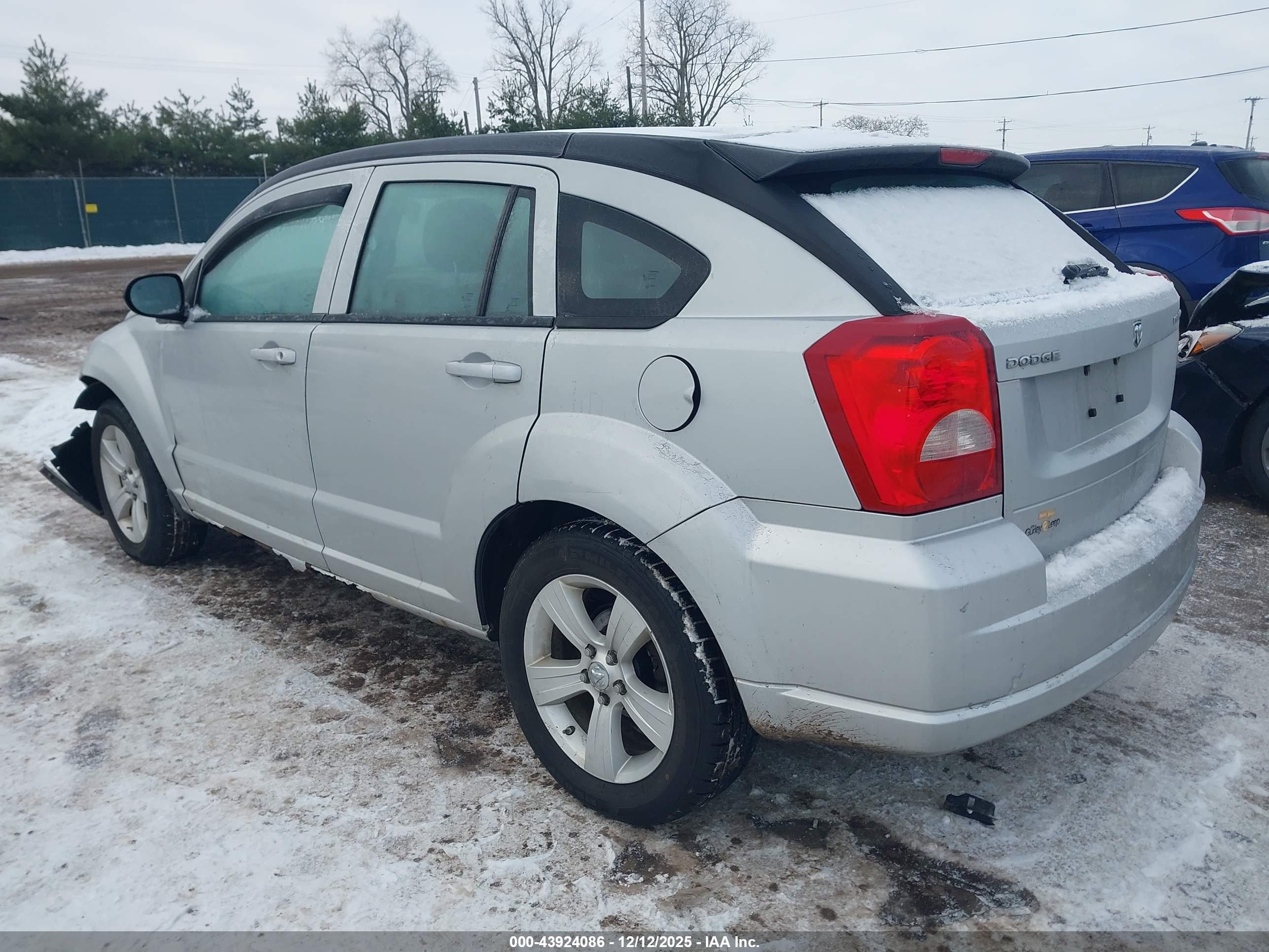 DODGE CALIBER image 3