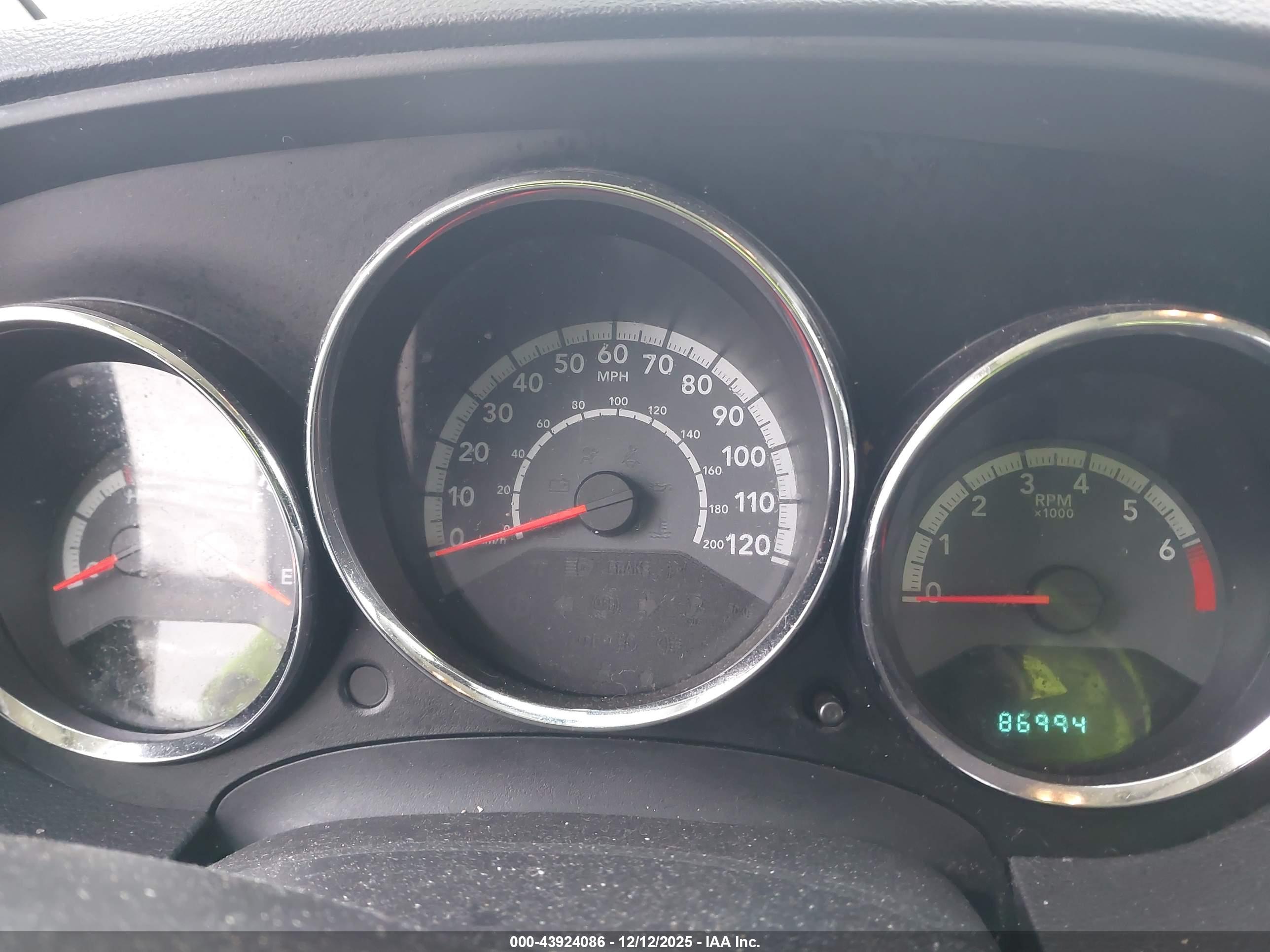 DODGE CALIBER image 7