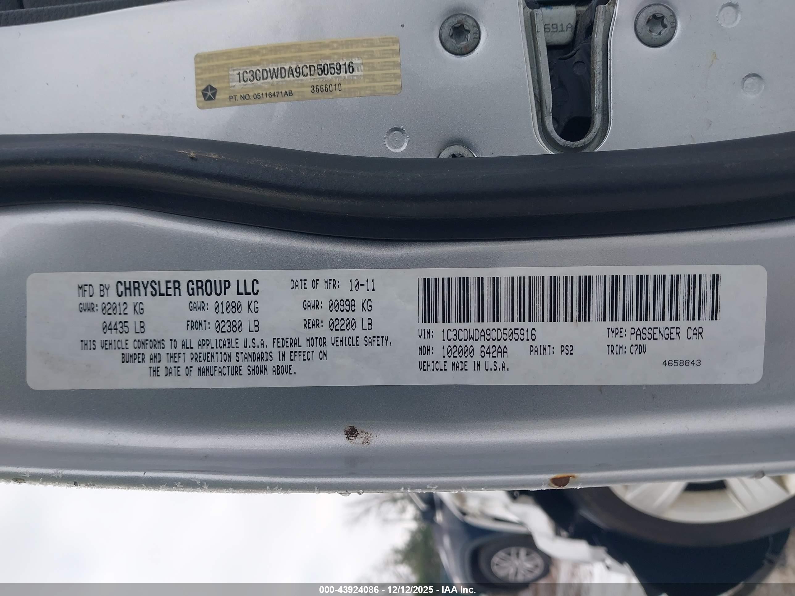 DODGE CALIBER image 9