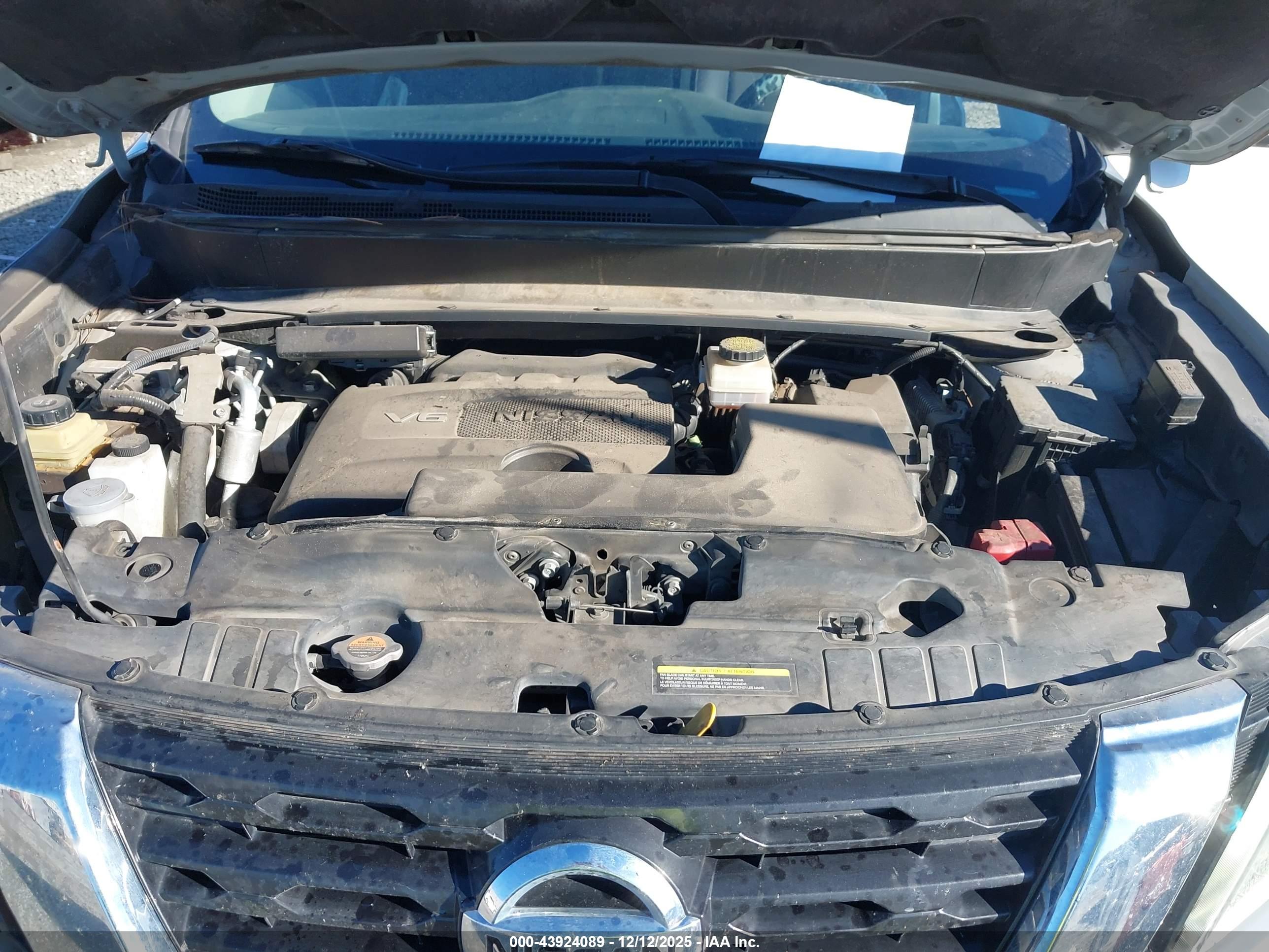 NISSAN PATHFINDER image 10