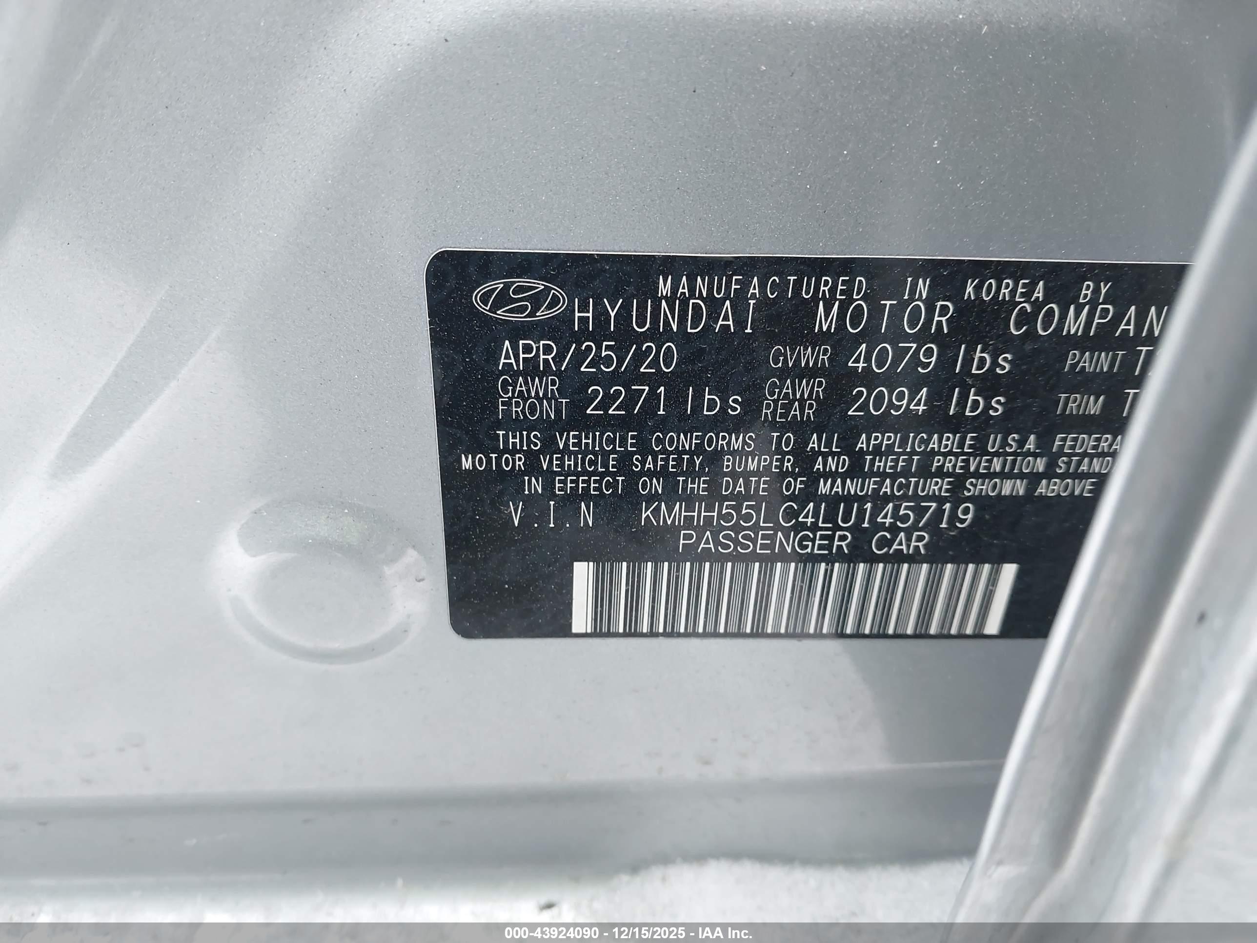 HYUNDAI ELANTRA image 9