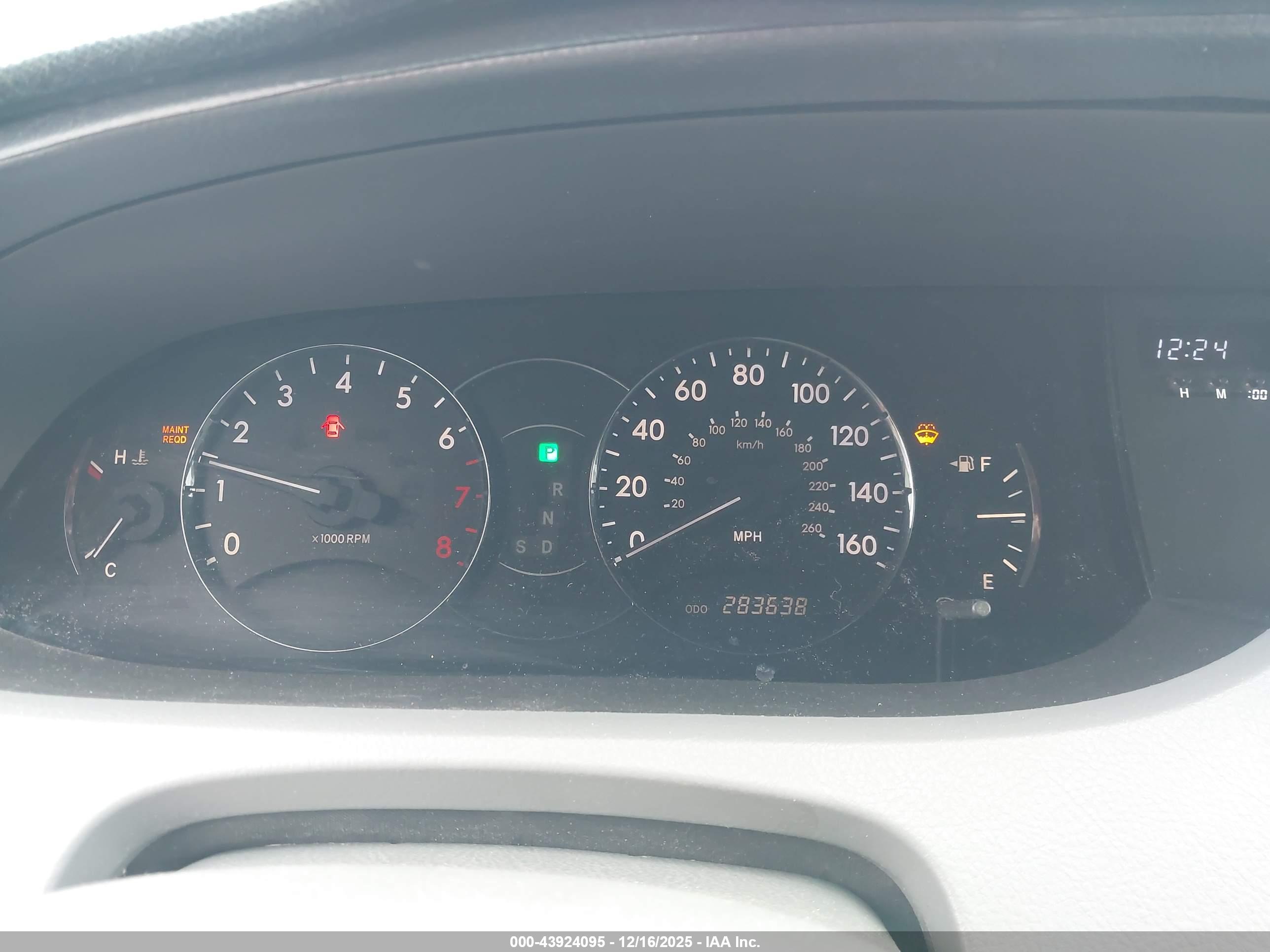 TOYOTA AVALON image 7
