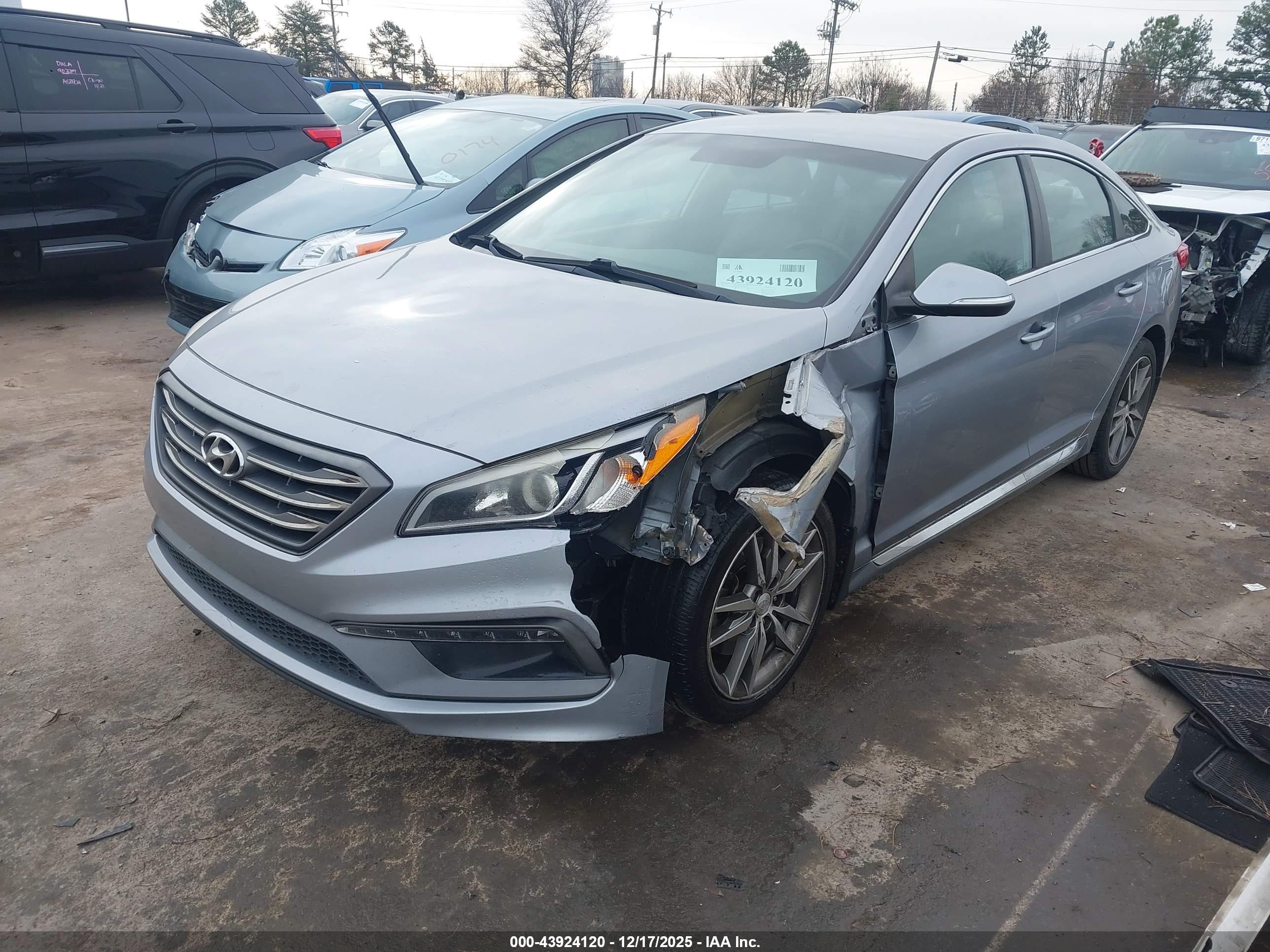 HYUNDAI SONATA image 2