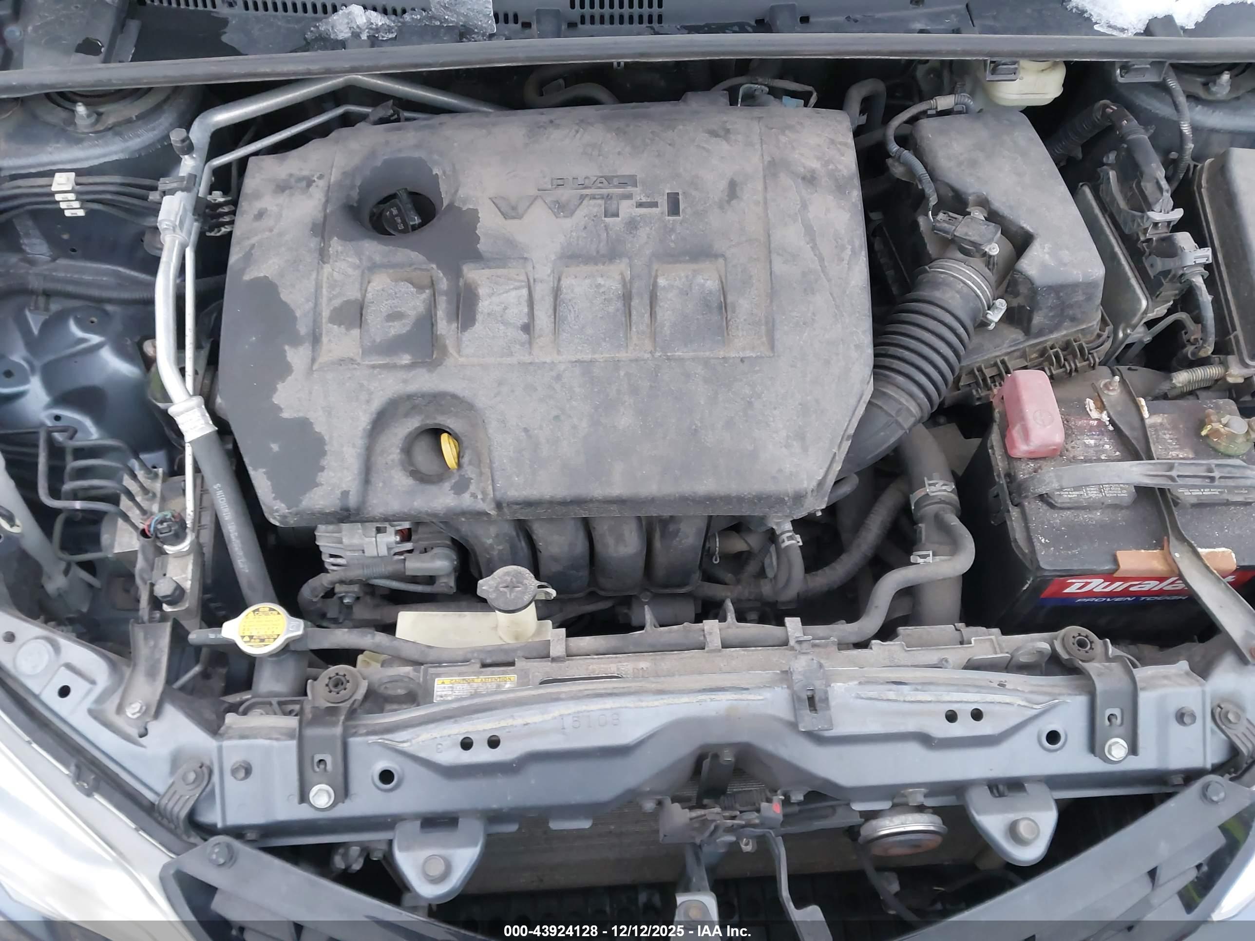 TOYOTA COROLLA image 10