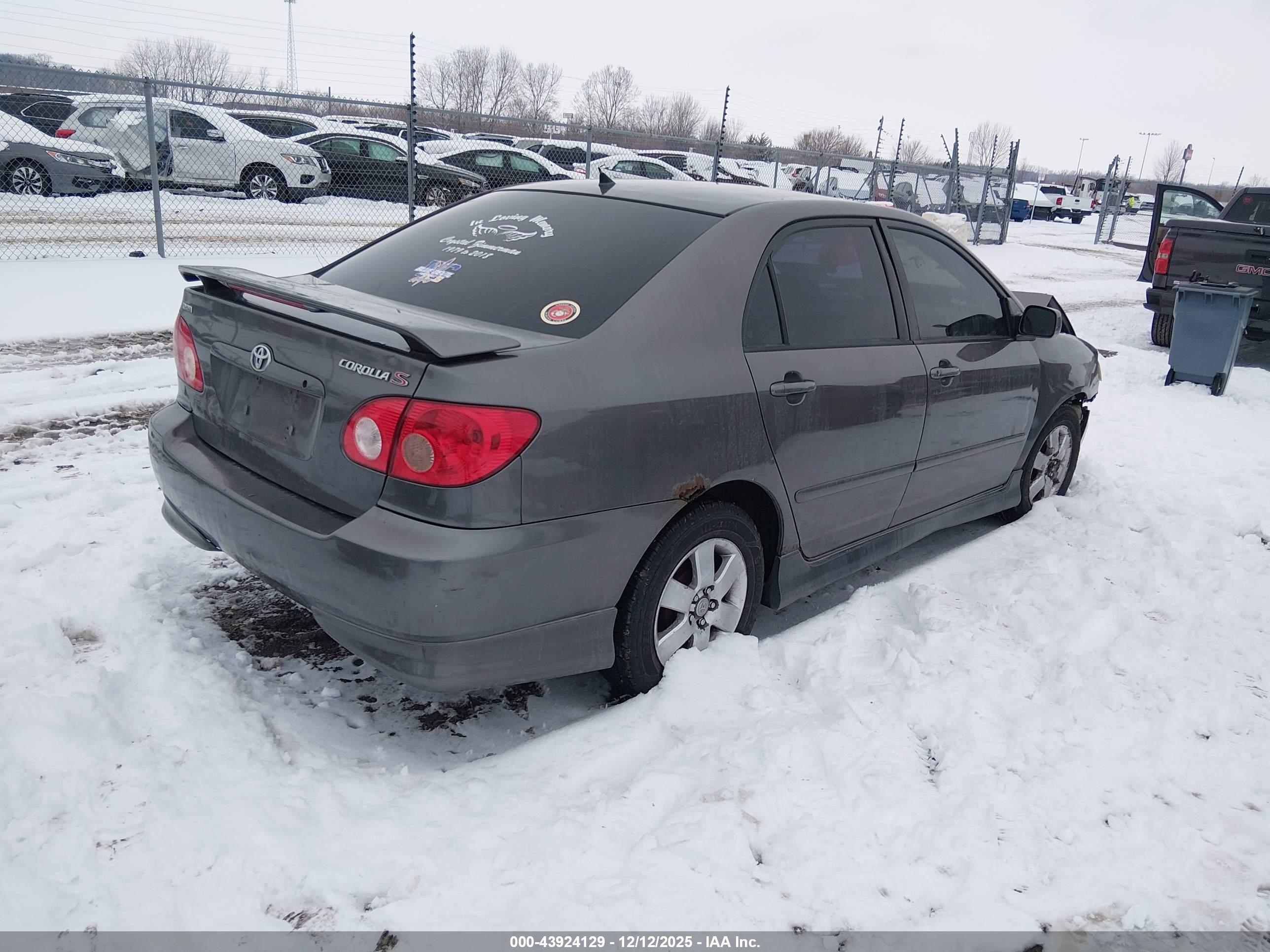 TOYOTA COROLLA image 4