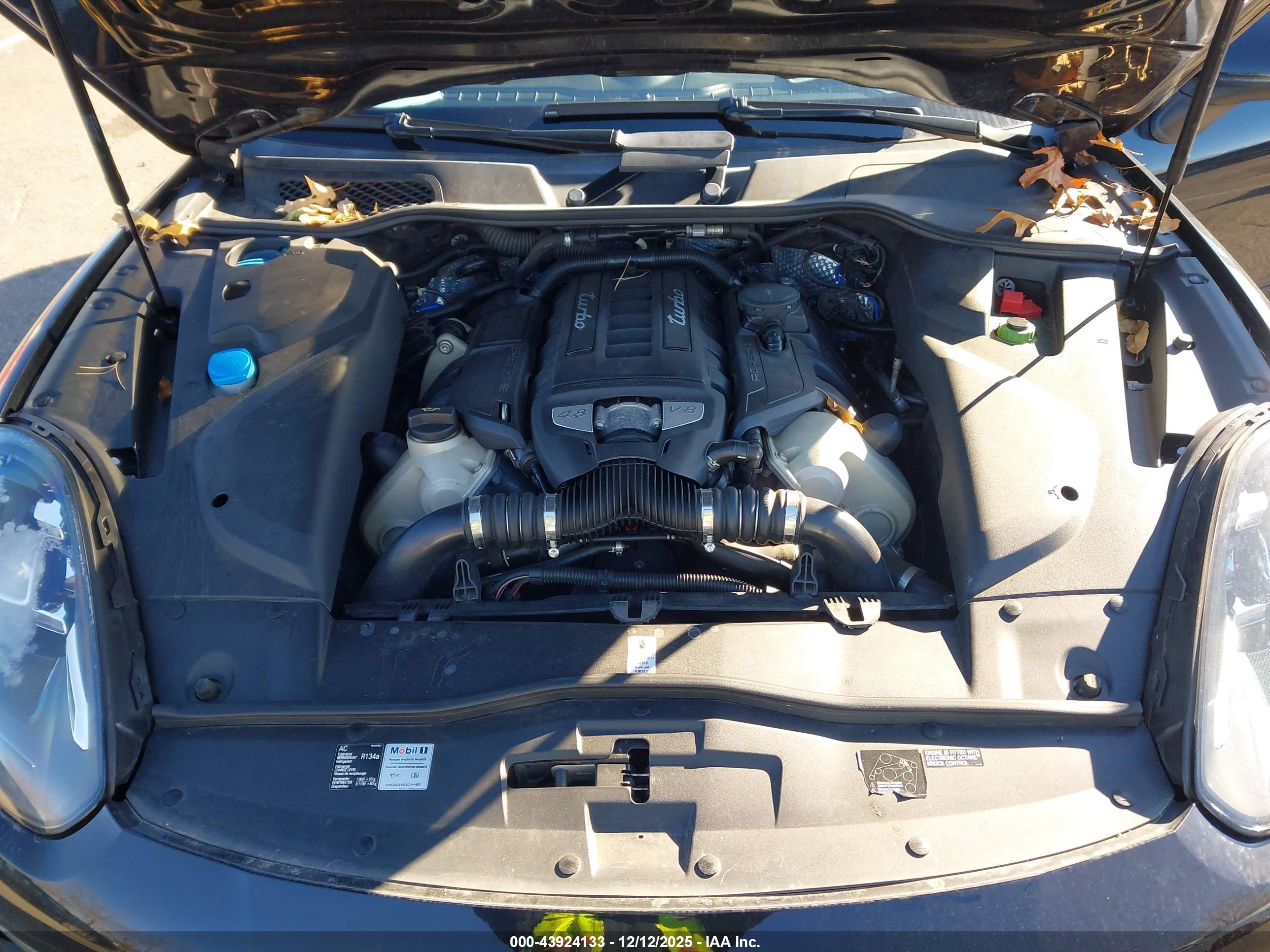 PORSCHE CAYENNE image 10