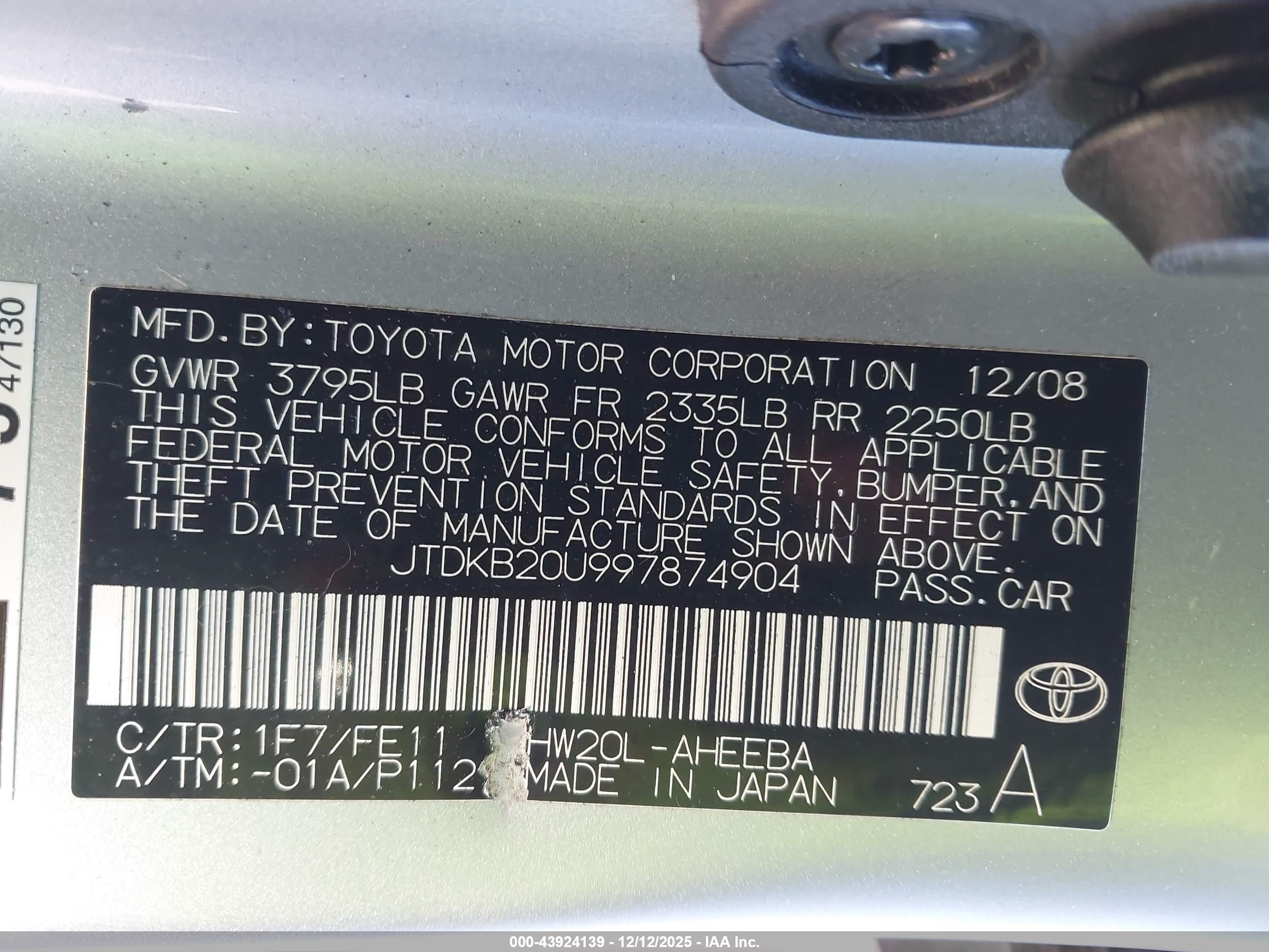 TOYOTA PRIUS image 9
