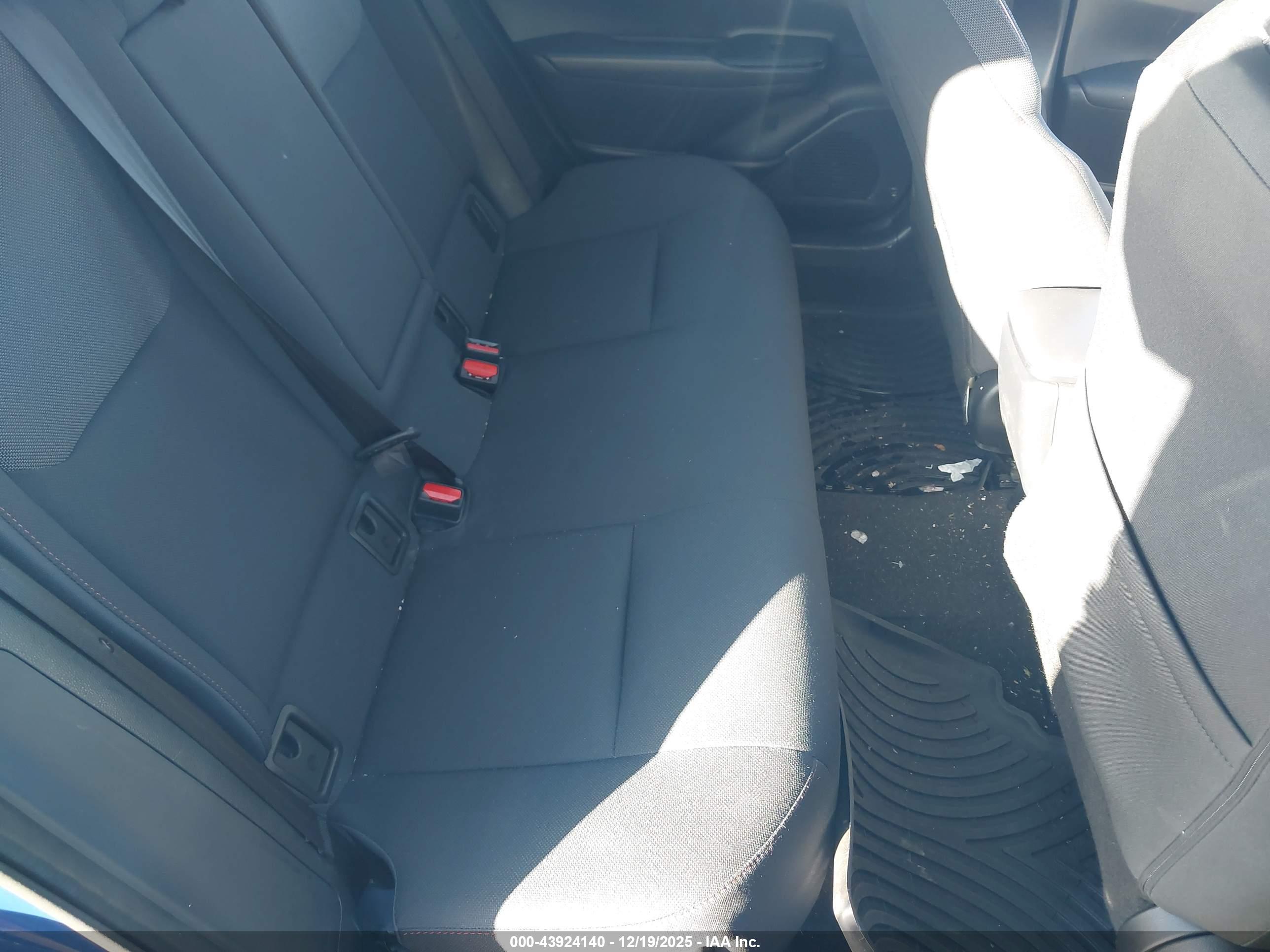TOYOTA PRIUS image 8