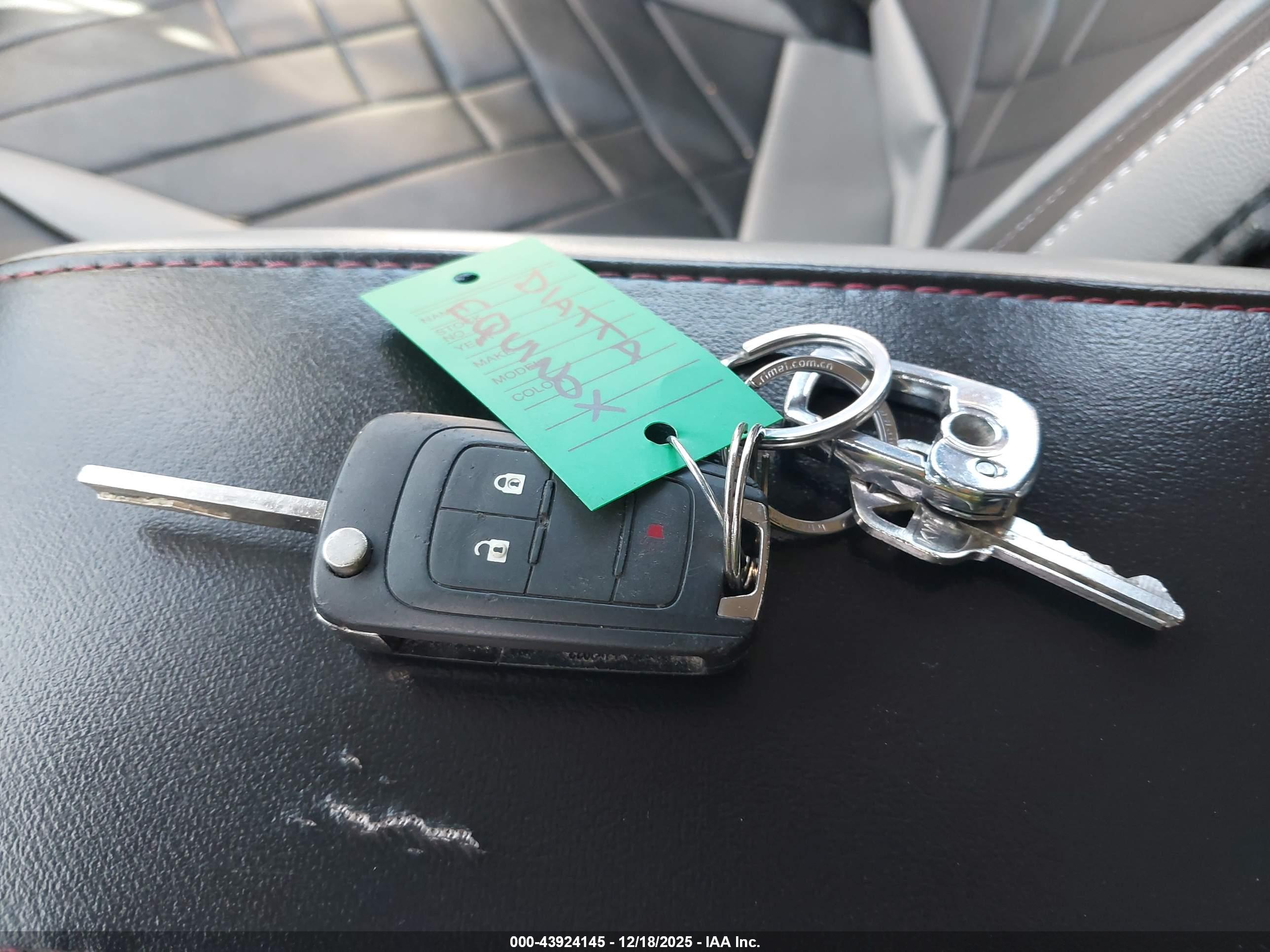 CHEVROLET EQUINOX image 11