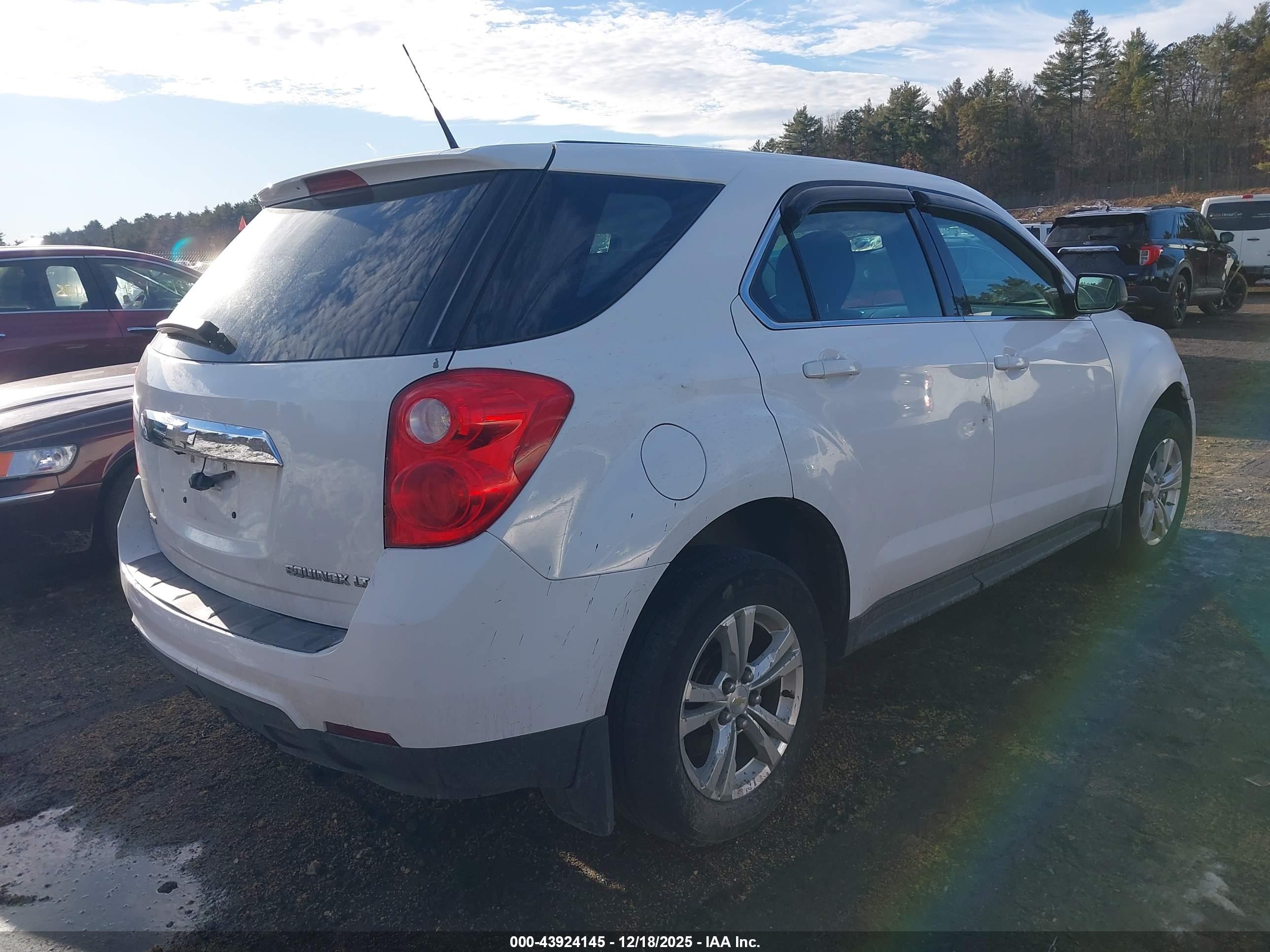 CHEVROLET EQUINOX image 4